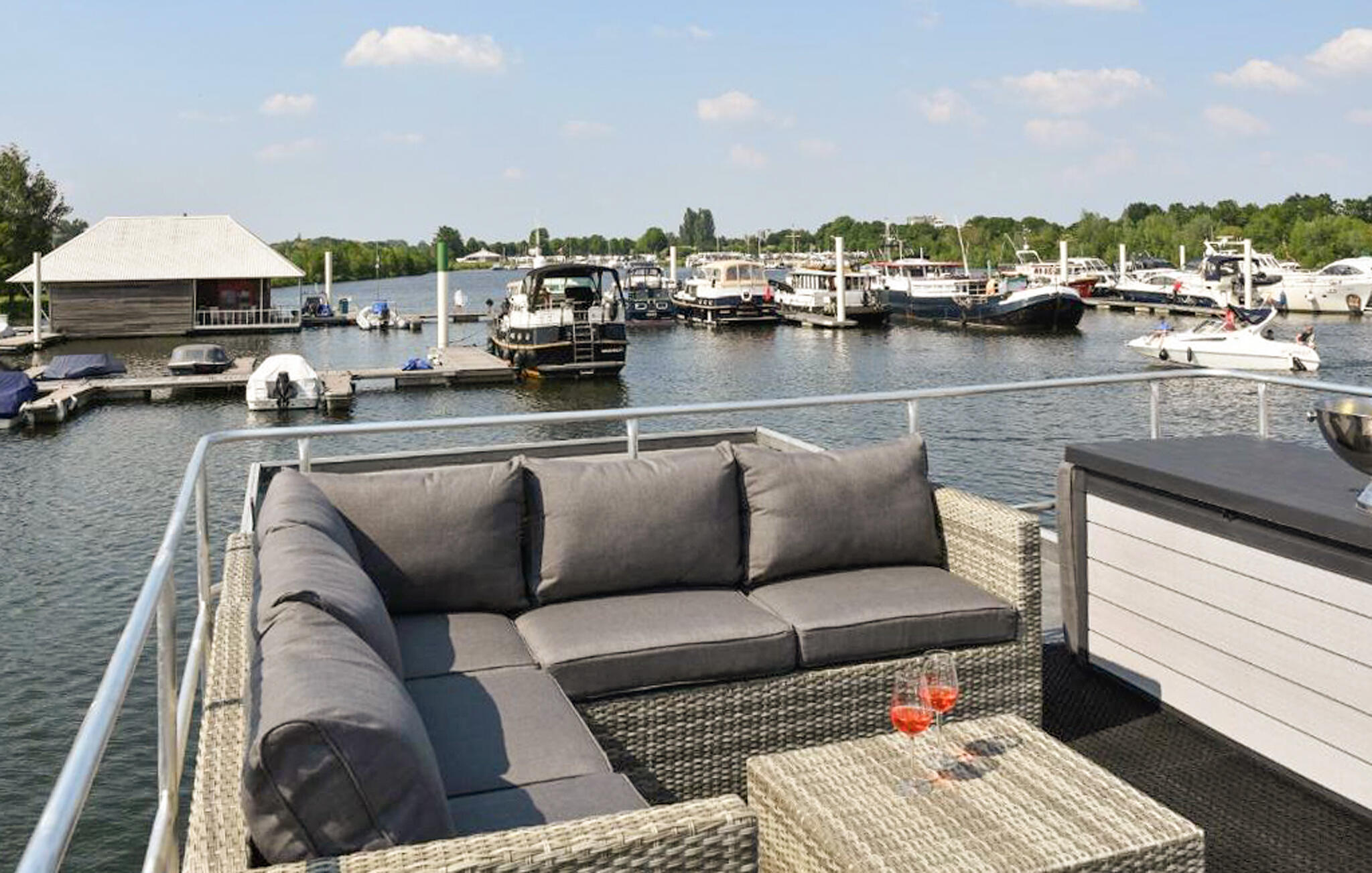 Boot 2 slaapkamers, met sea view