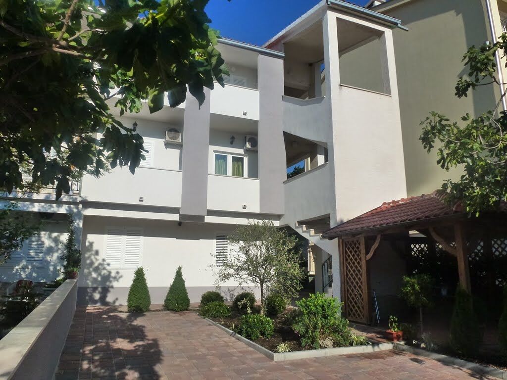 Apartment 1 bedroom, with garden