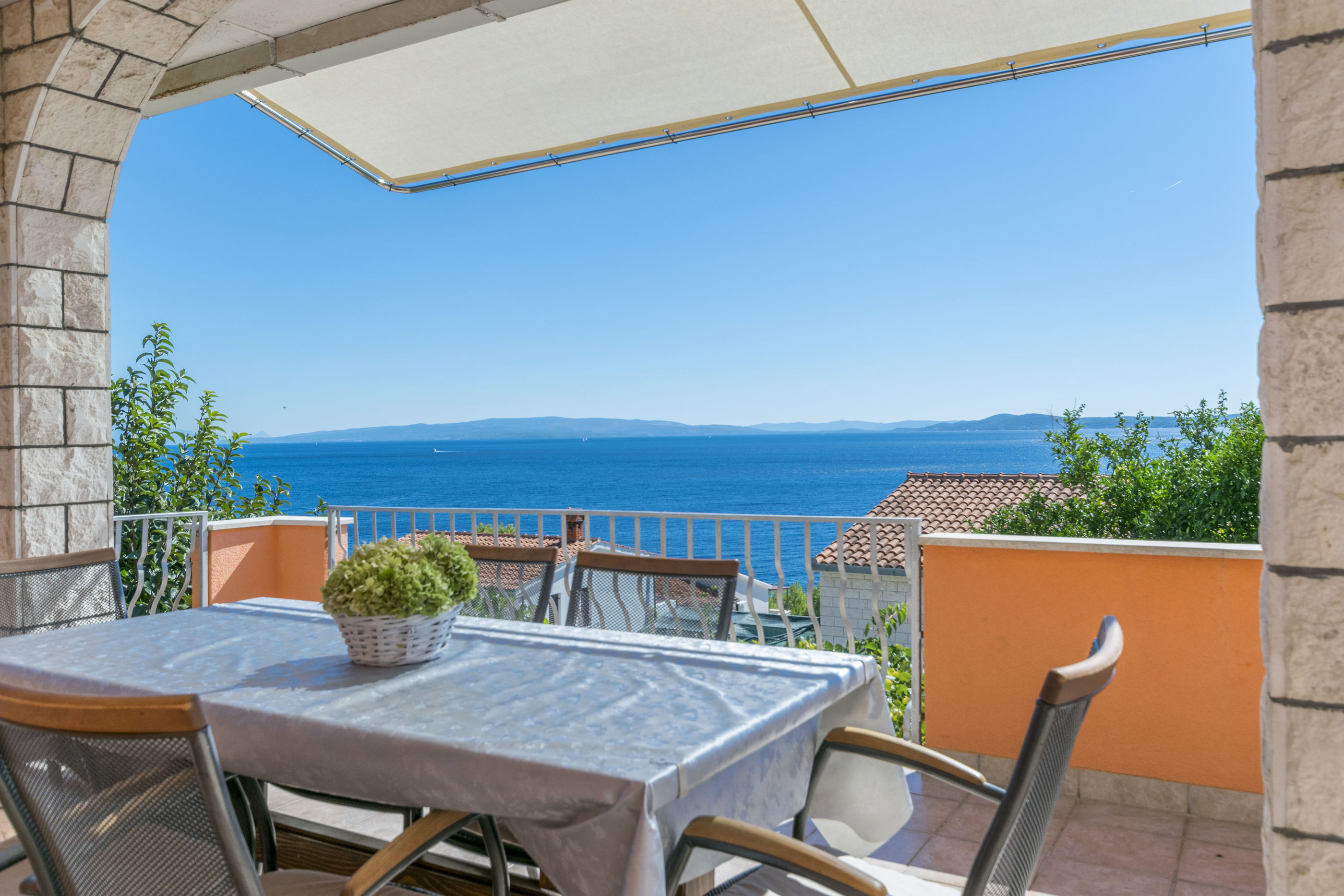 Ferienhaus in Okrug Gornji (Ciovo) (Kroatien) und 2 Hunde erlaubt