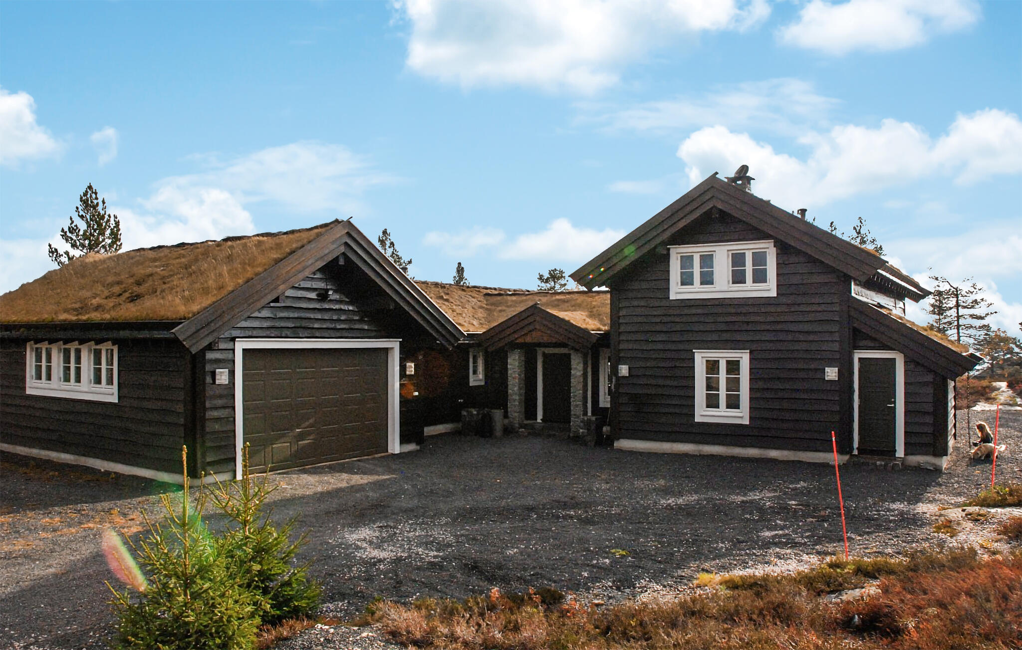House 6 bedrooms, with fireplace