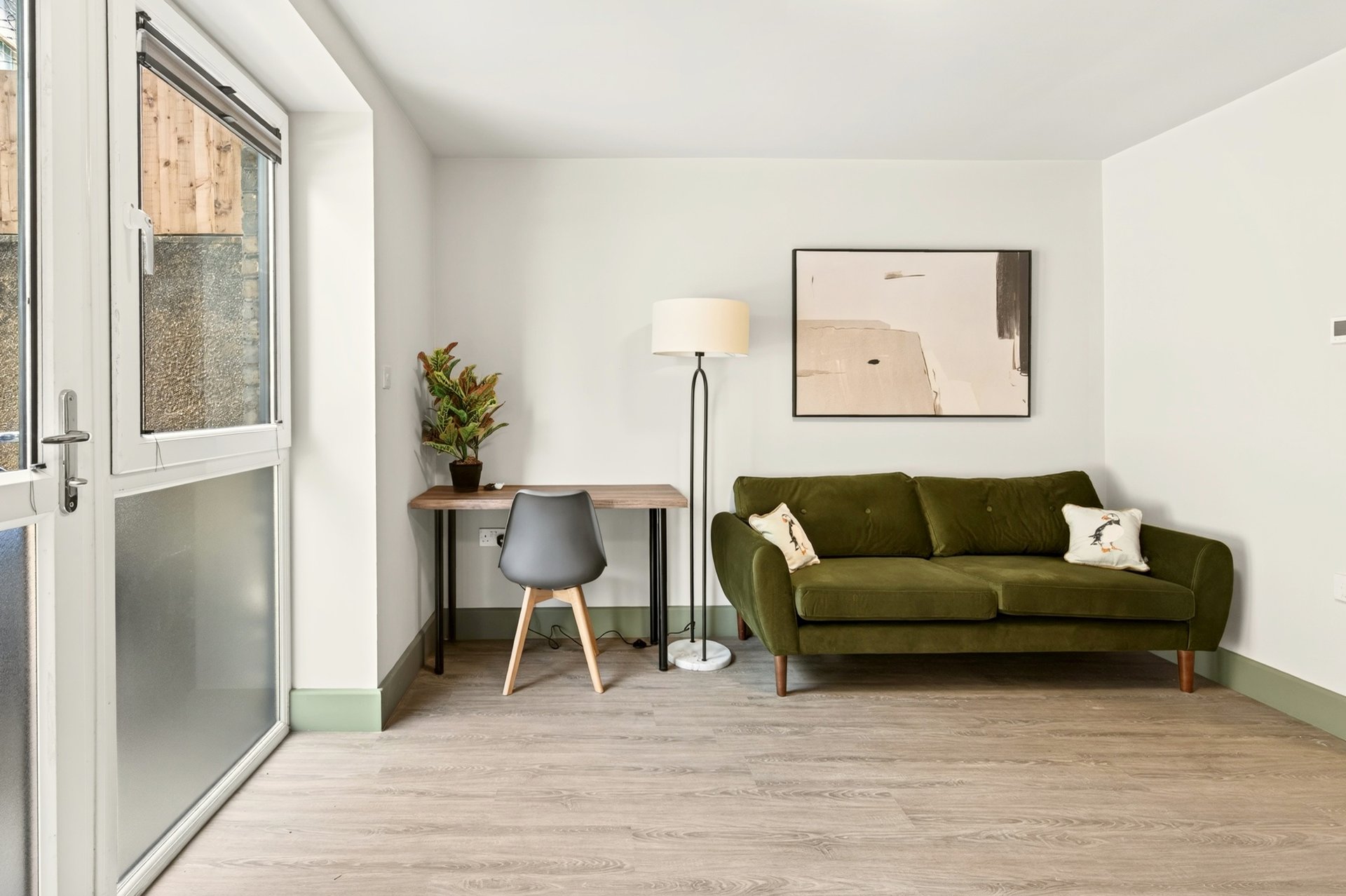 GuestReady - Stylish 1bed w Full Kitchen in Harrow in 10a Masons Avenue, Harrow HA3 5AP, UK HA3 5AP - Property image 4 - VivreStays