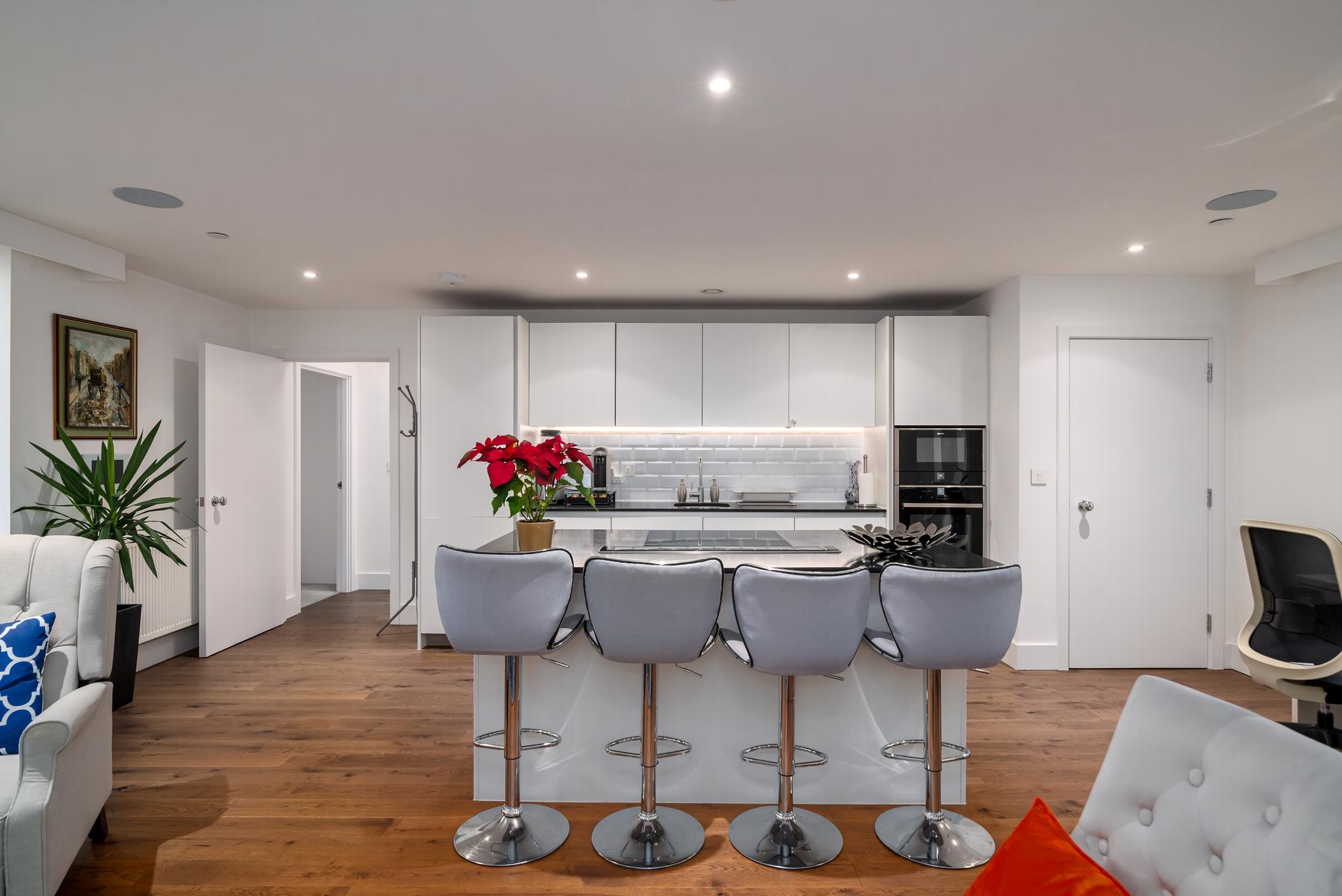 GuestReady - Beautiful Home minutes to City Center in Acton Town Hall Apartments, High Street, London W3 8UH, UK W3 8UH - Property image 22 - VivreStays