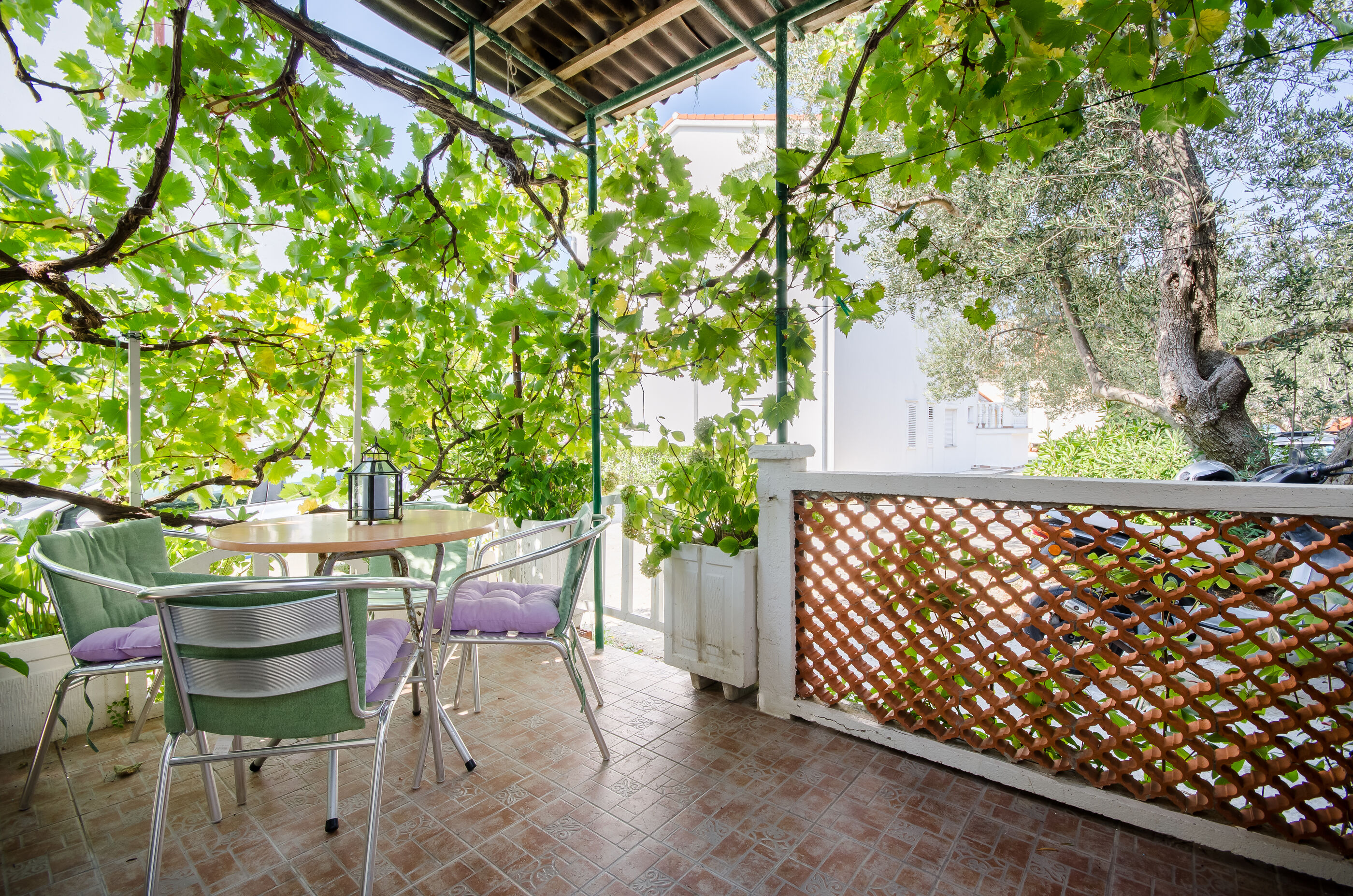 Vakantiehuis in Banjol - island Rab (Kroatië) 2 honden zijn welkom