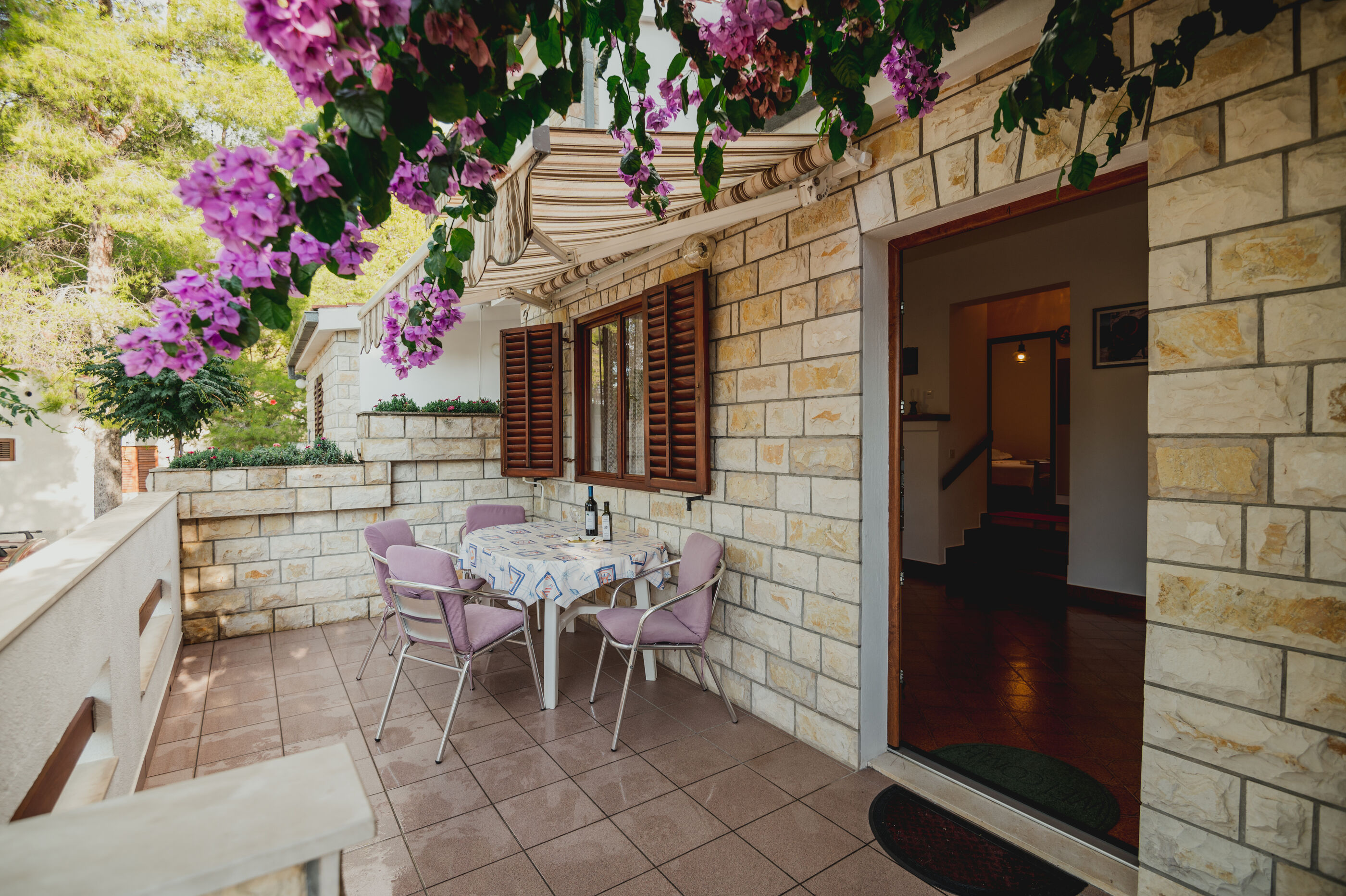Ferienhaus in Ivan Dolac - island Hvar (Kroatien) und 2 Hunde erlaubt