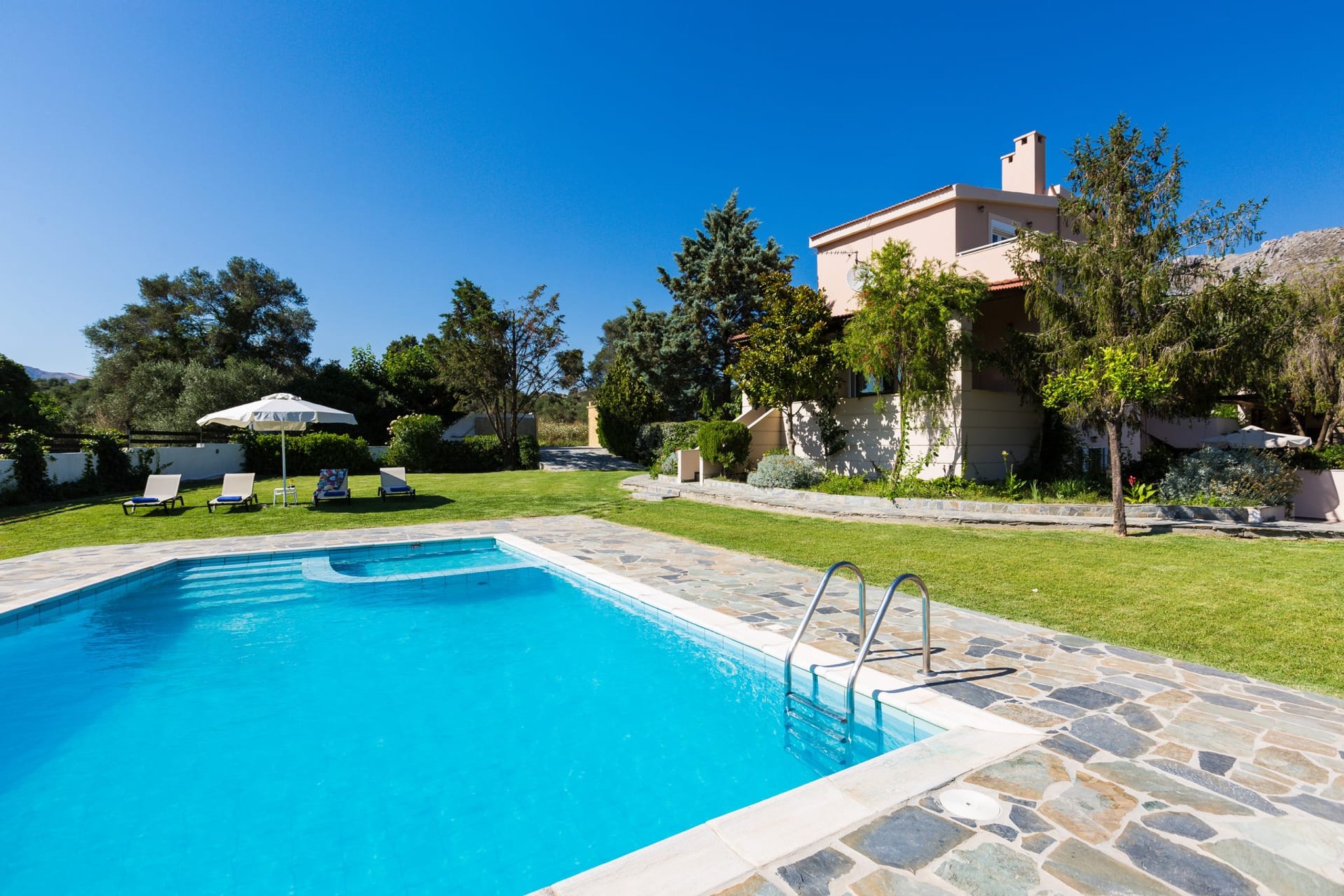 Villa 6 slaapkamers, met zwembad