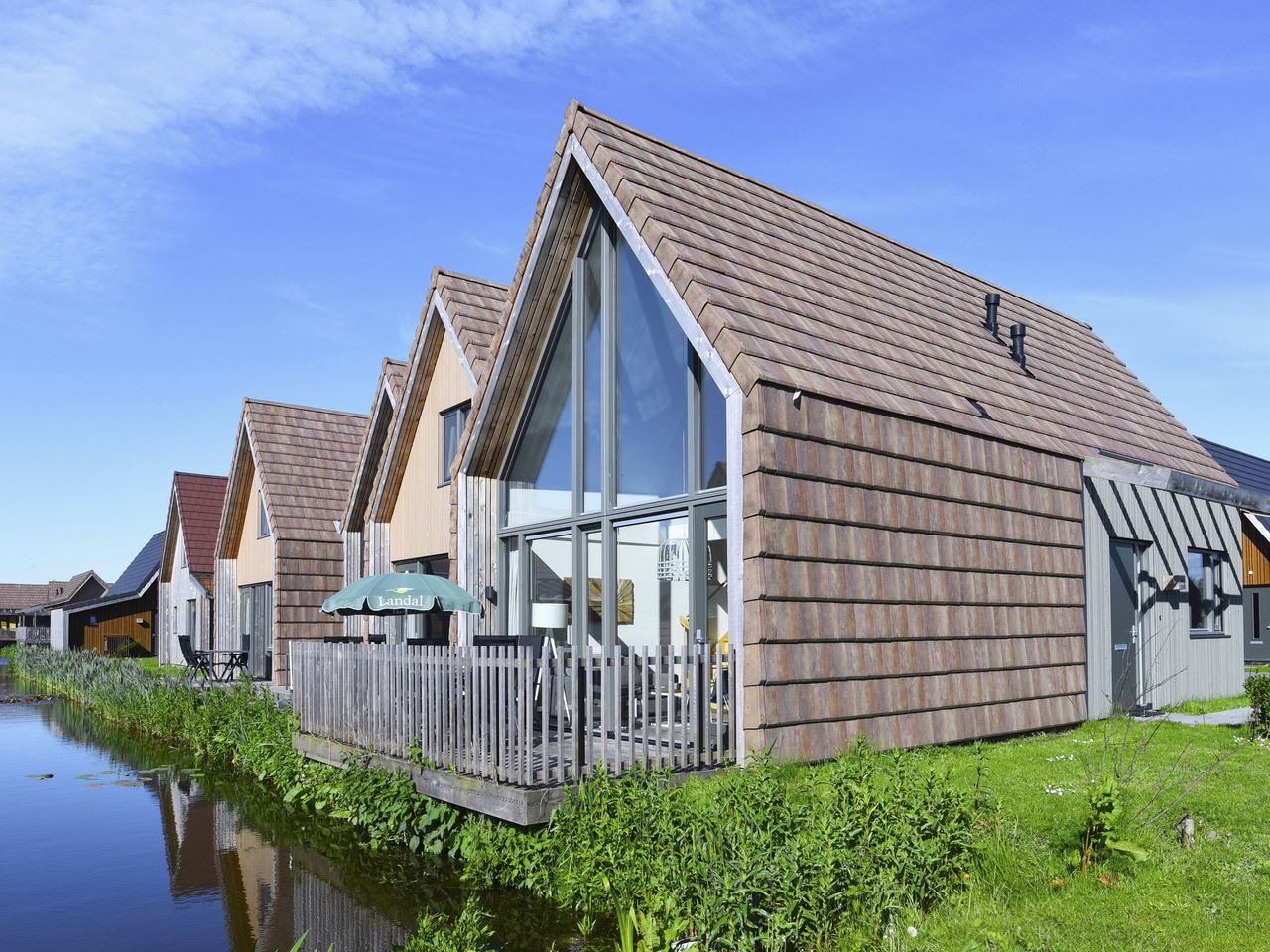 Komfort 4-Personen-Wasserhaus, Barrierefrei+ im Fe Ferienhaus in den Niederlande