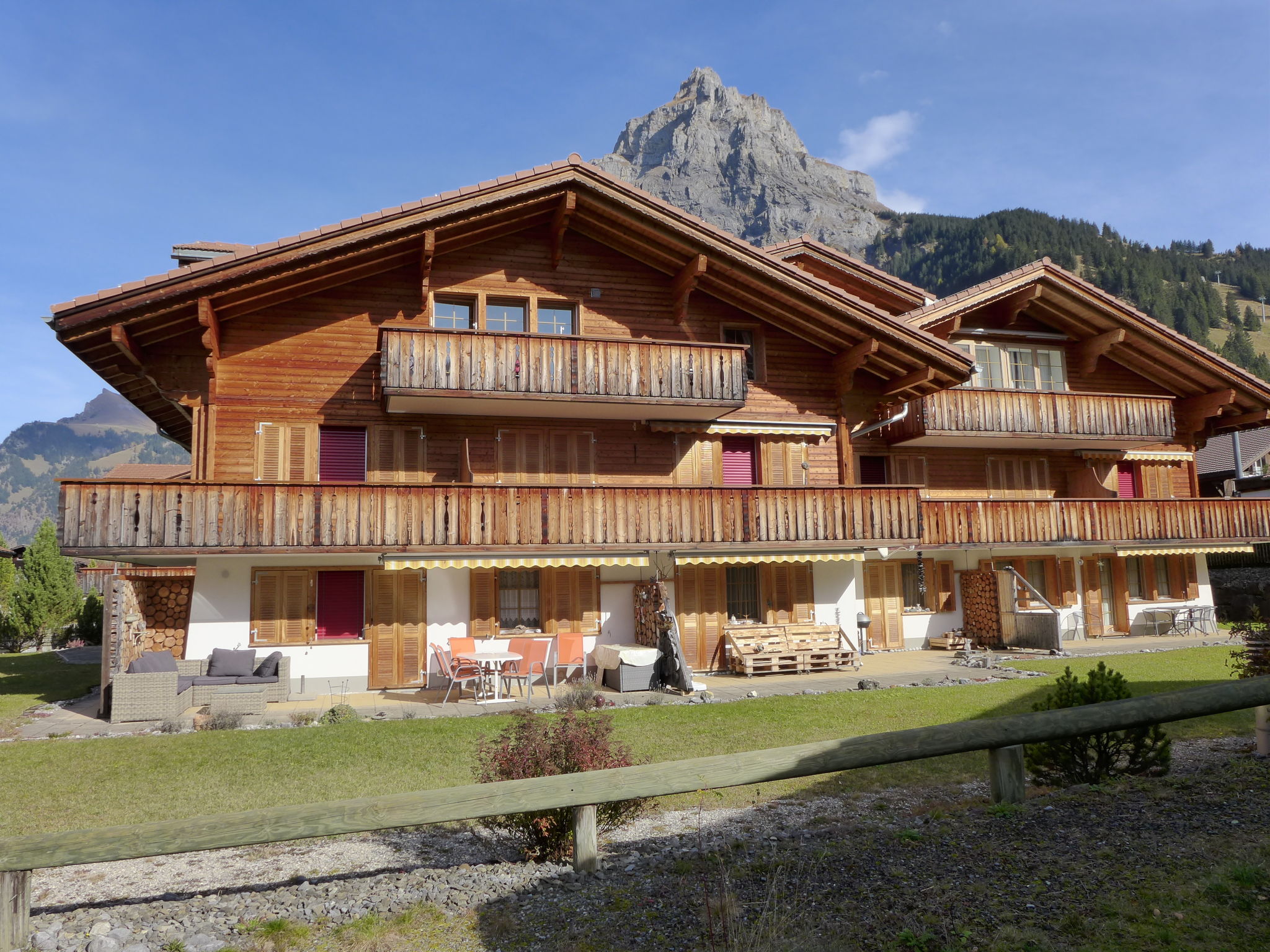 Laerchehus West - Kandersteg