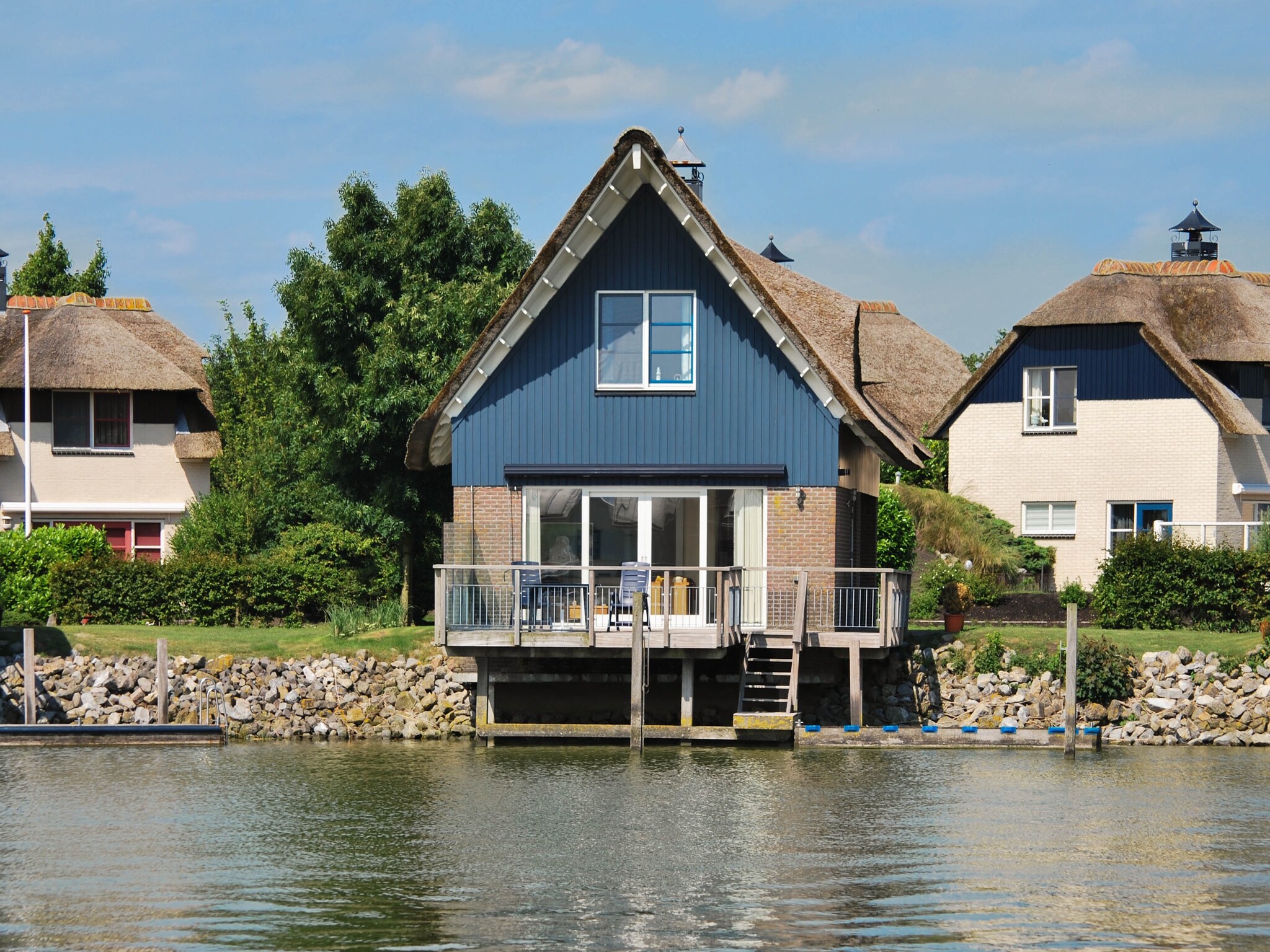 Thatched-roof Villa Near The Ijsselmeer - Makkum