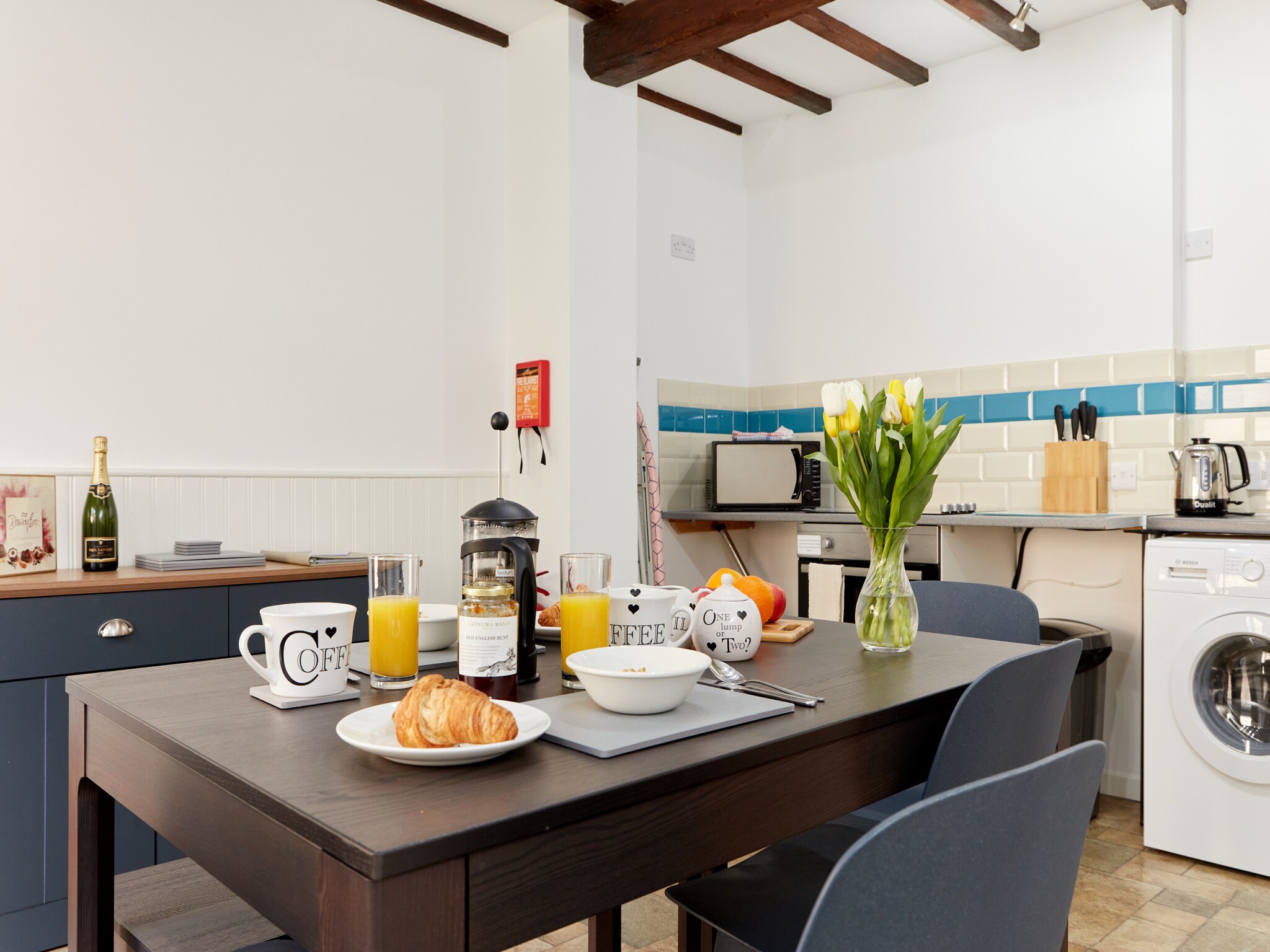 Beautiful Cottage In Rural Escape, No Deposit - Staffordshire