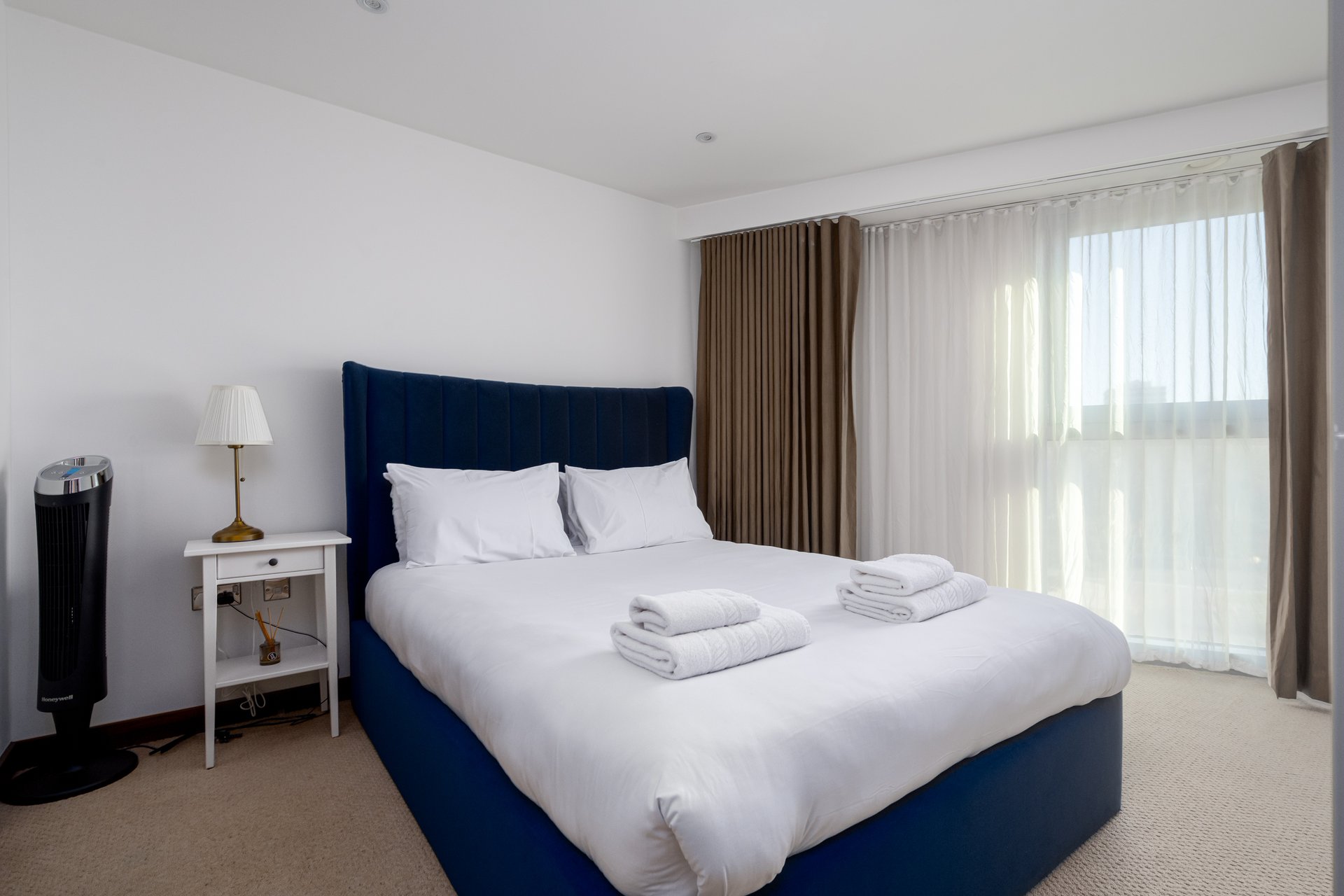 GuestReady - Modern 2bed w Balcony in Battersea in Flat 43 Orbis Wharf, Bridges Court Road, London SW11 3GW, UK, London, United Kingdom - Property image 5 - VivreStays
