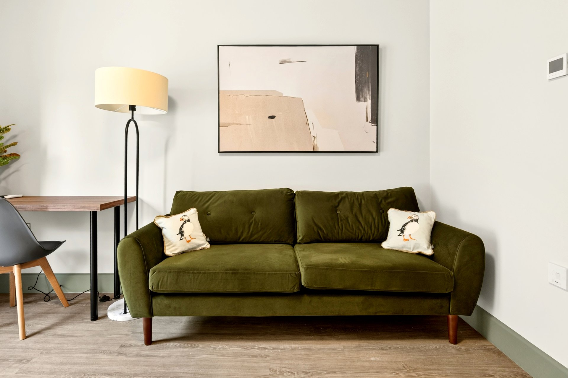 GuestReady - Stylish 1bed w Full Kitchen in Harrow in 10a Masons Avenue, Harrow HA3 5AP, UK HA3 5AP - Property image 9 - VivreStays