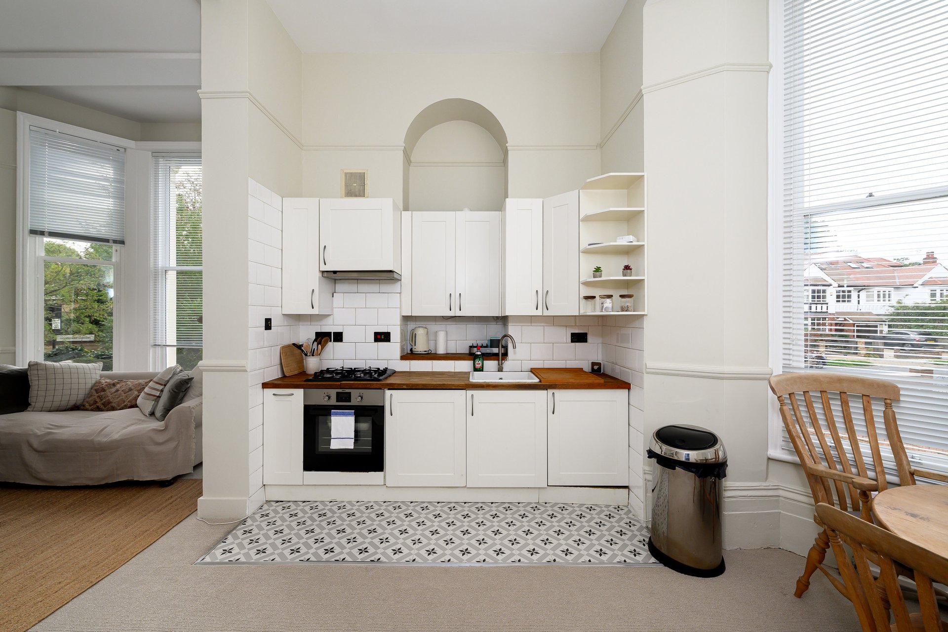GuestReady - Cosy Loft Studio in Chiswick in flat 2, 2 Devonshire Gardens, London W4 3TW, UK W4 3TW - Property image 16 - VivreStays