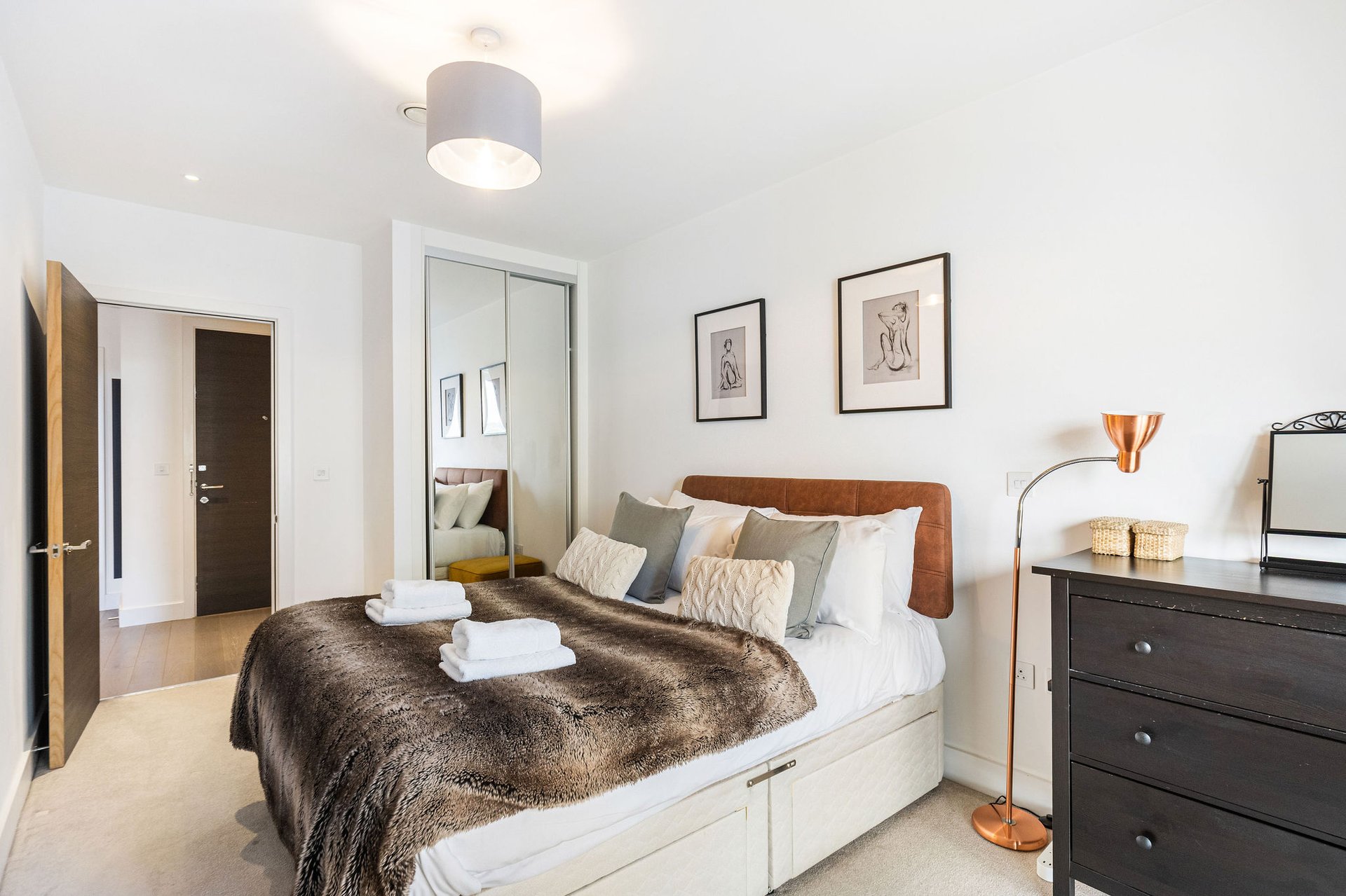 GuestReady - Chic Urban Retreat with Balcony | 20min Oxford Circus in flat 37, 10 Banister Road, London W10 4BH, UK, London, United Kingdom - Property image 3 - VivreStays