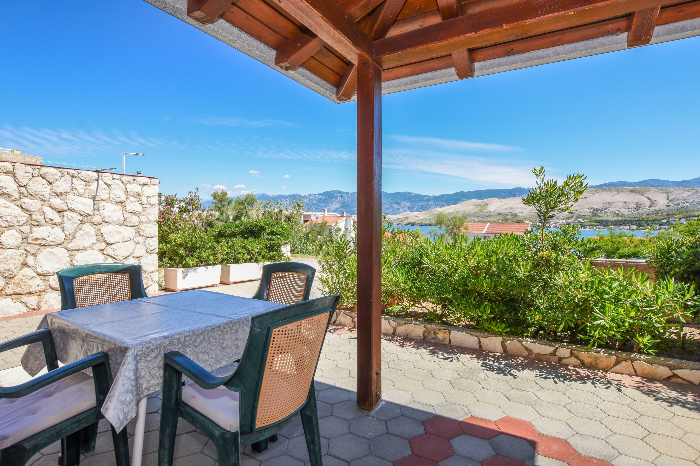 Ferienhaus in Pag - island Pag (Kroatien) und 2 Hunde erlaubt
