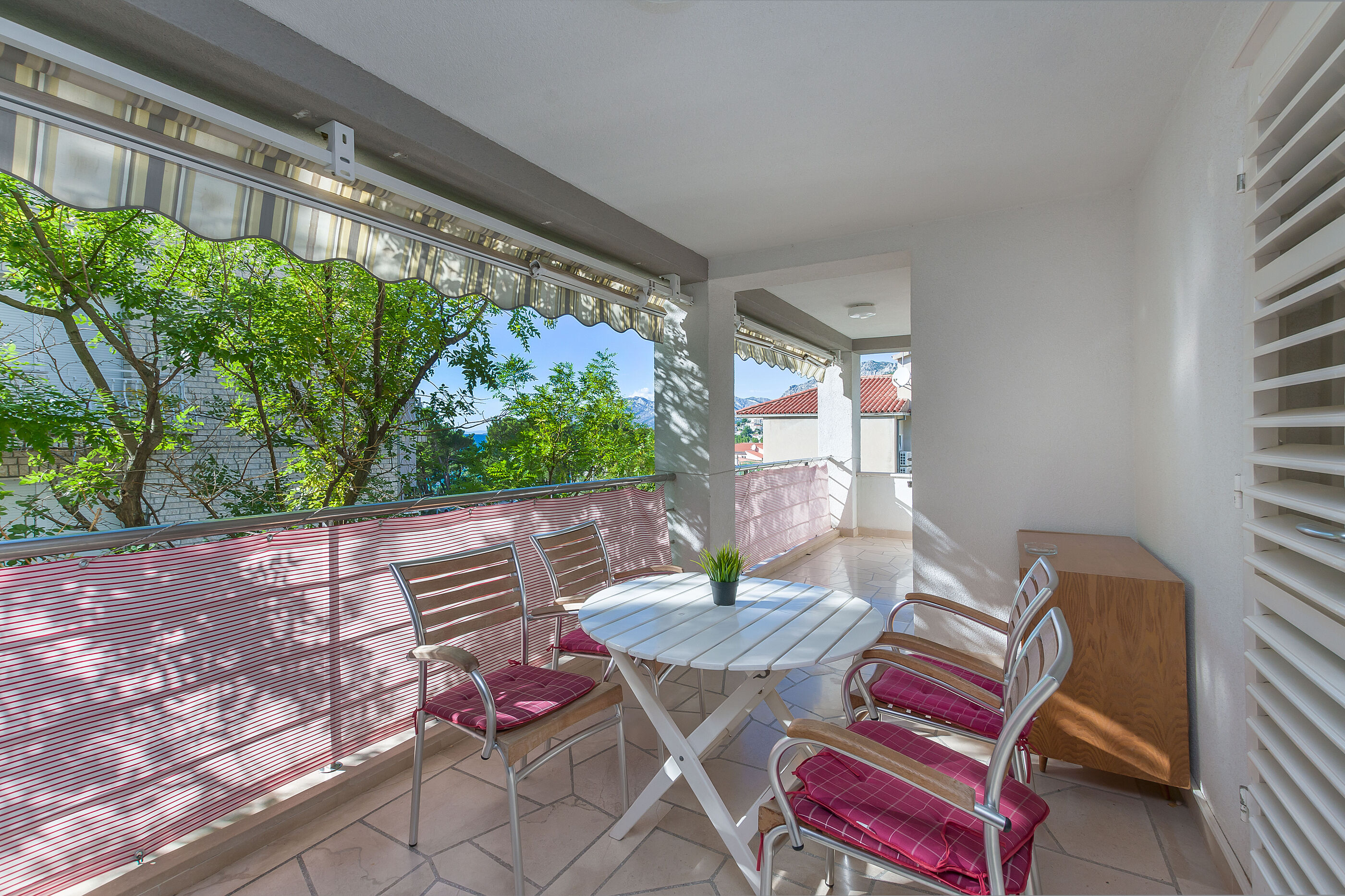 Vakantiehuis in Baska Voda (Kroatië) 2 honden zijn welkom