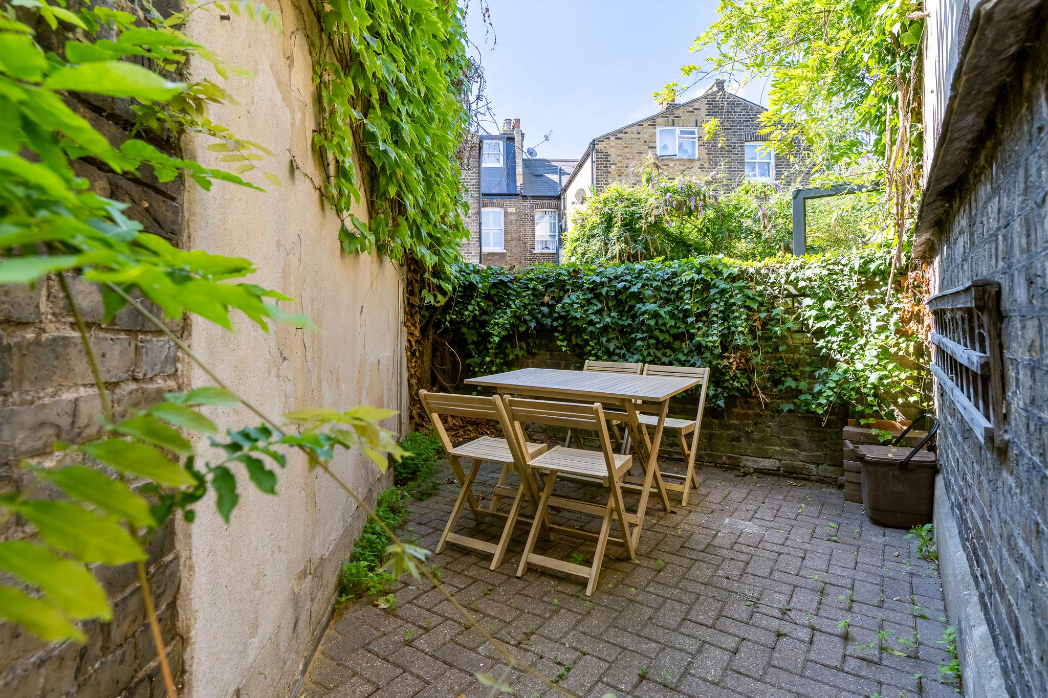 GuestReady - 2bed Battersea flat with Patio in 59 Broughton Street, London SW8 3QX, UK, London, United Kingdom - Property image 5 - VivreStays