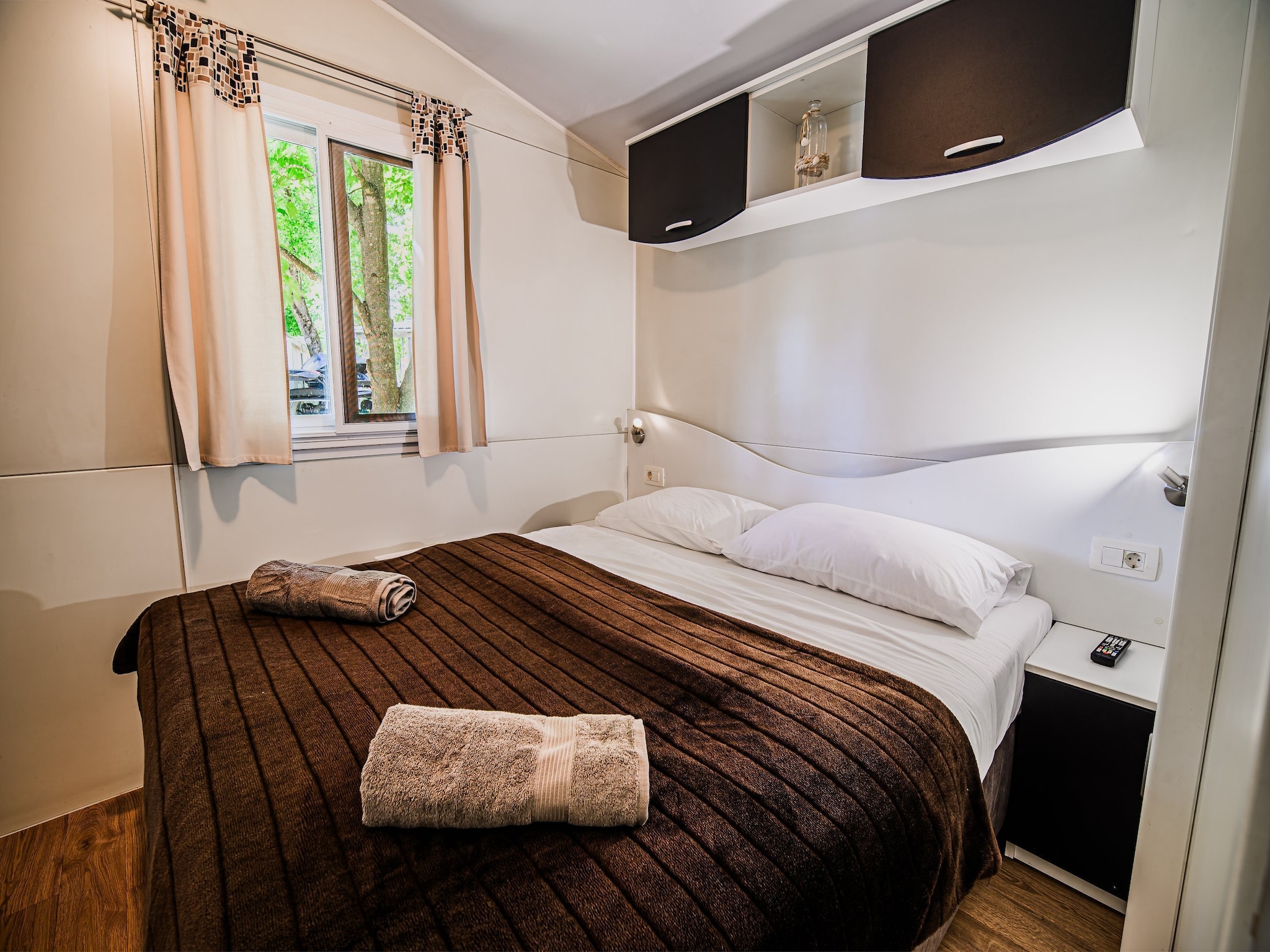 Three Bedroom Mobile Home With Lake View - Slowenien