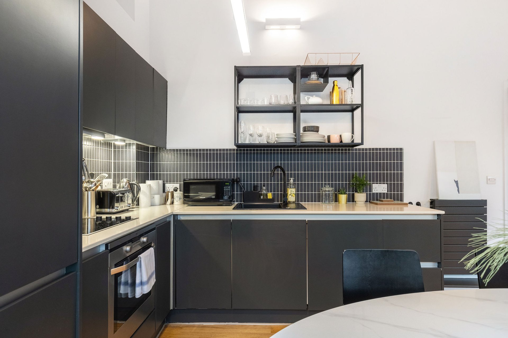 Stylish Hoxton Duplex   Perfect for Couples   Small Groups in flat 14, 22 Westland Place, London N1 7JR, UK, London, United Kingdom - Property image 12 - VivreStays