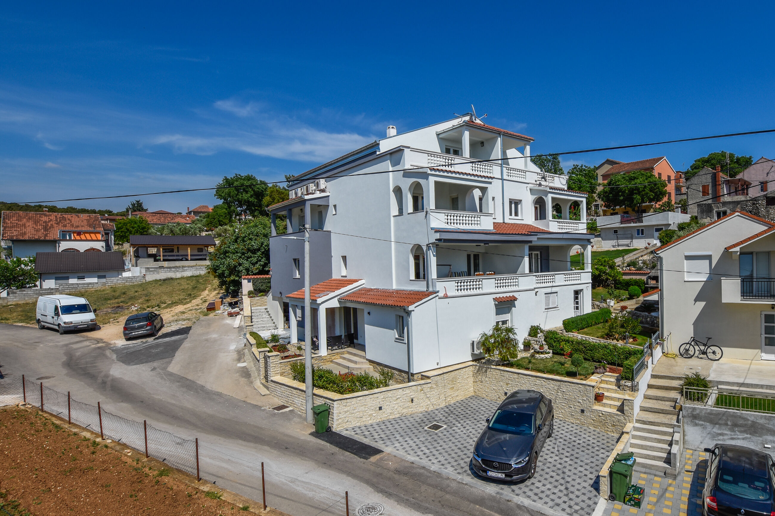 Vakantiehuis in Sv. Filip i Jakov (Kroatië) 2 honden zijn welkom