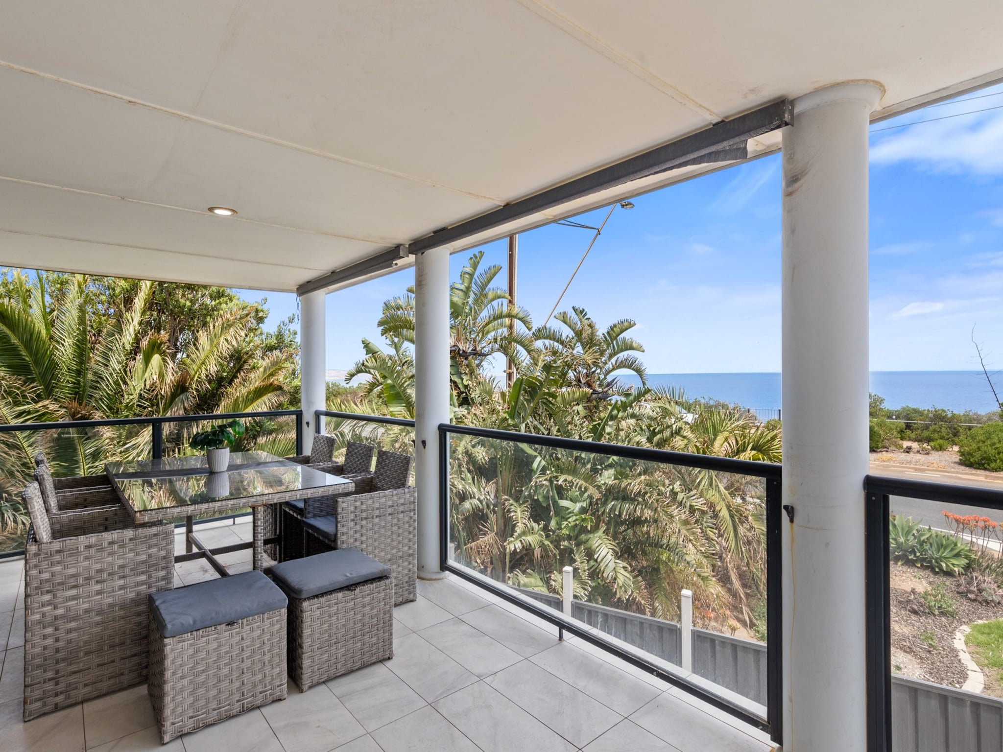 Wine Region Coastal Retreat On The Esplanade - Australia