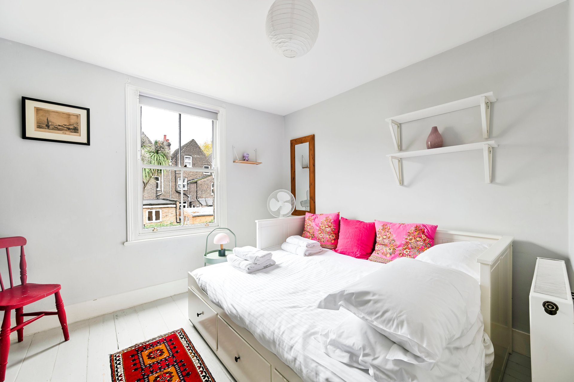 GuestReady - Spacious 4bed in Walthamstow in 44 Pretoria Avenue, London E17 7DE, UK, City of London, United Kingdom - Property image 32 - VivreStays