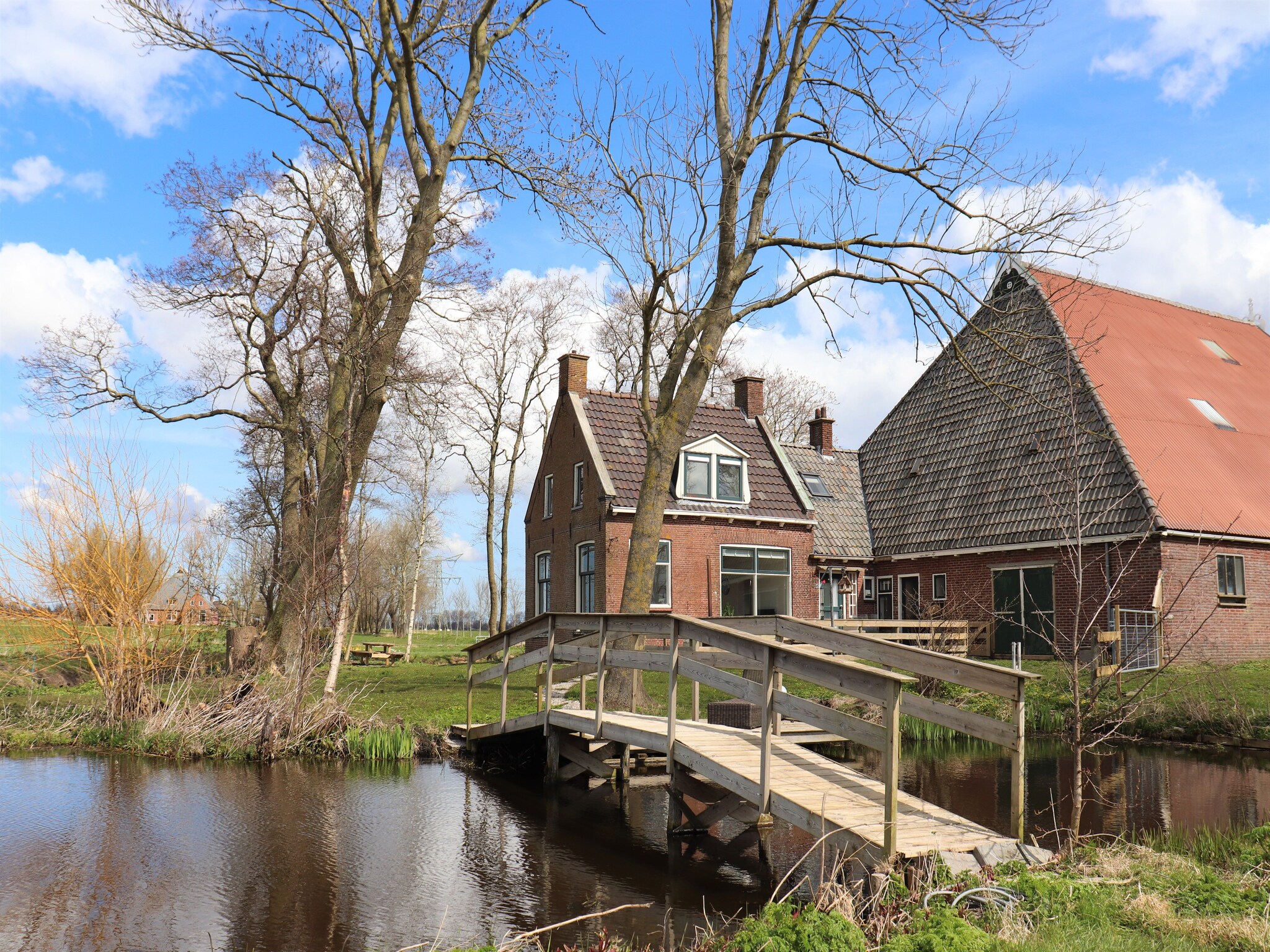 B&b Farm Grutsk In Suwald With Private Harbour - Leeuwarden