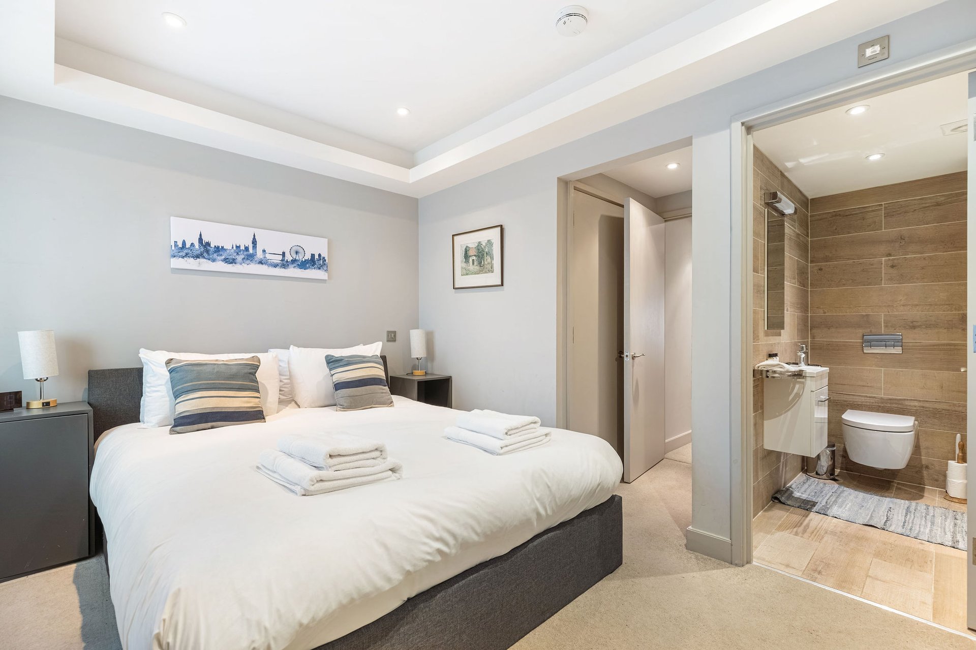 GuestReady - Charming 2bed with Patio in Putney in 23 Brandlehow Road, London SW15 2ED, UK, London, United Kingdom - Property image 5 - VivreStays