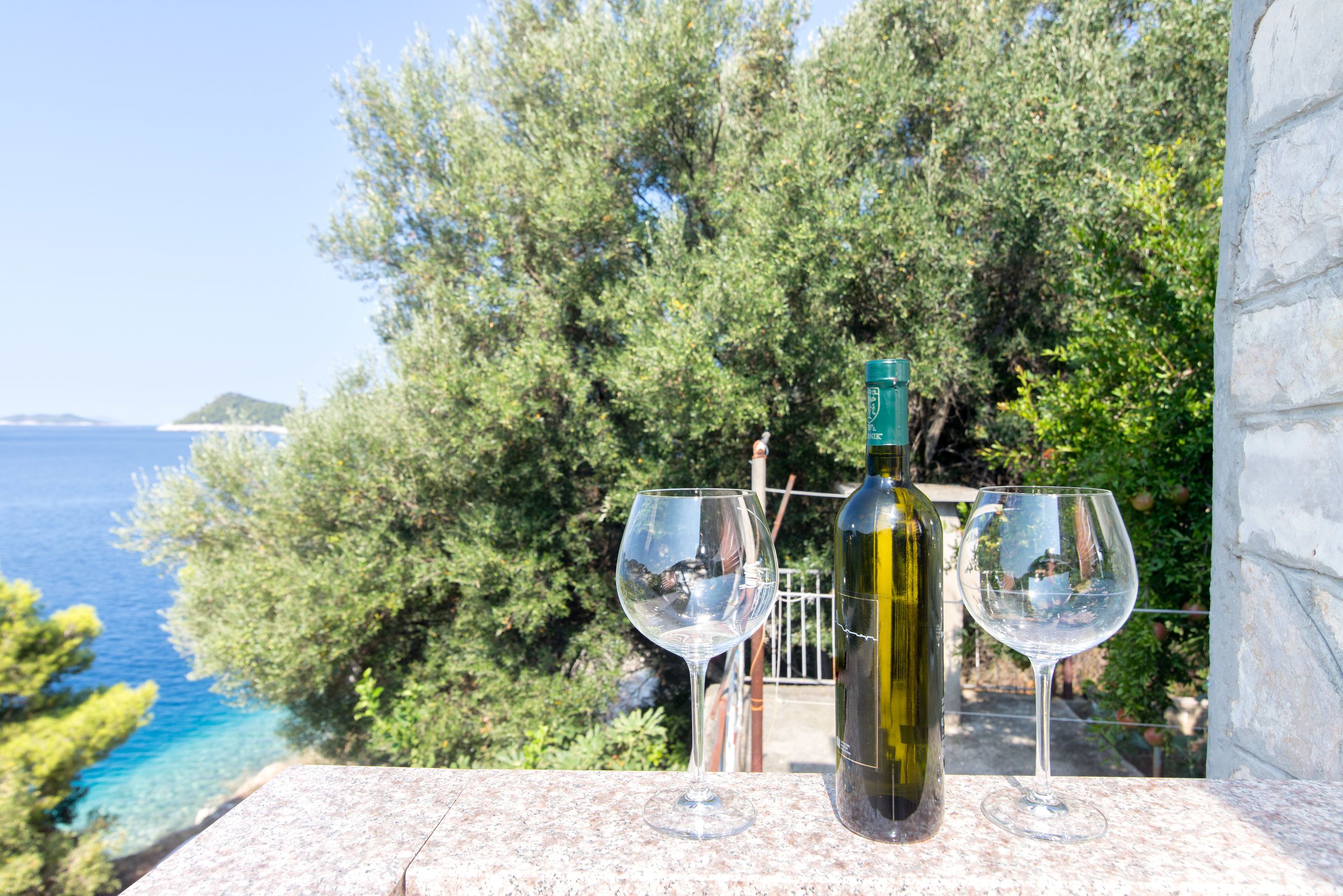 Ferienhaus in Ubli (Kroatien) und 2 Hunde erlaubt