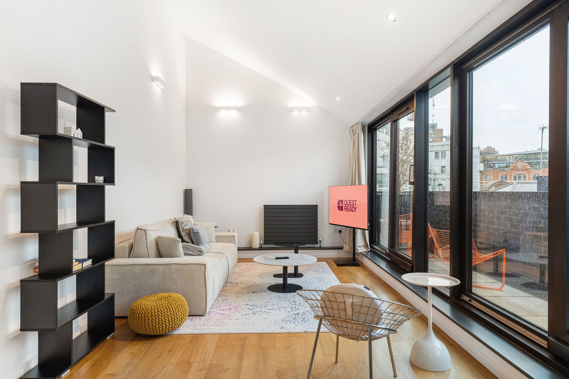 Stylish Hoxton Duplex   Perfect for Couples   Small Groups in flat 14, 22 Westland Place, London N1 7JR, UK, London, United Kingdom - Property image 6 - VivreStays