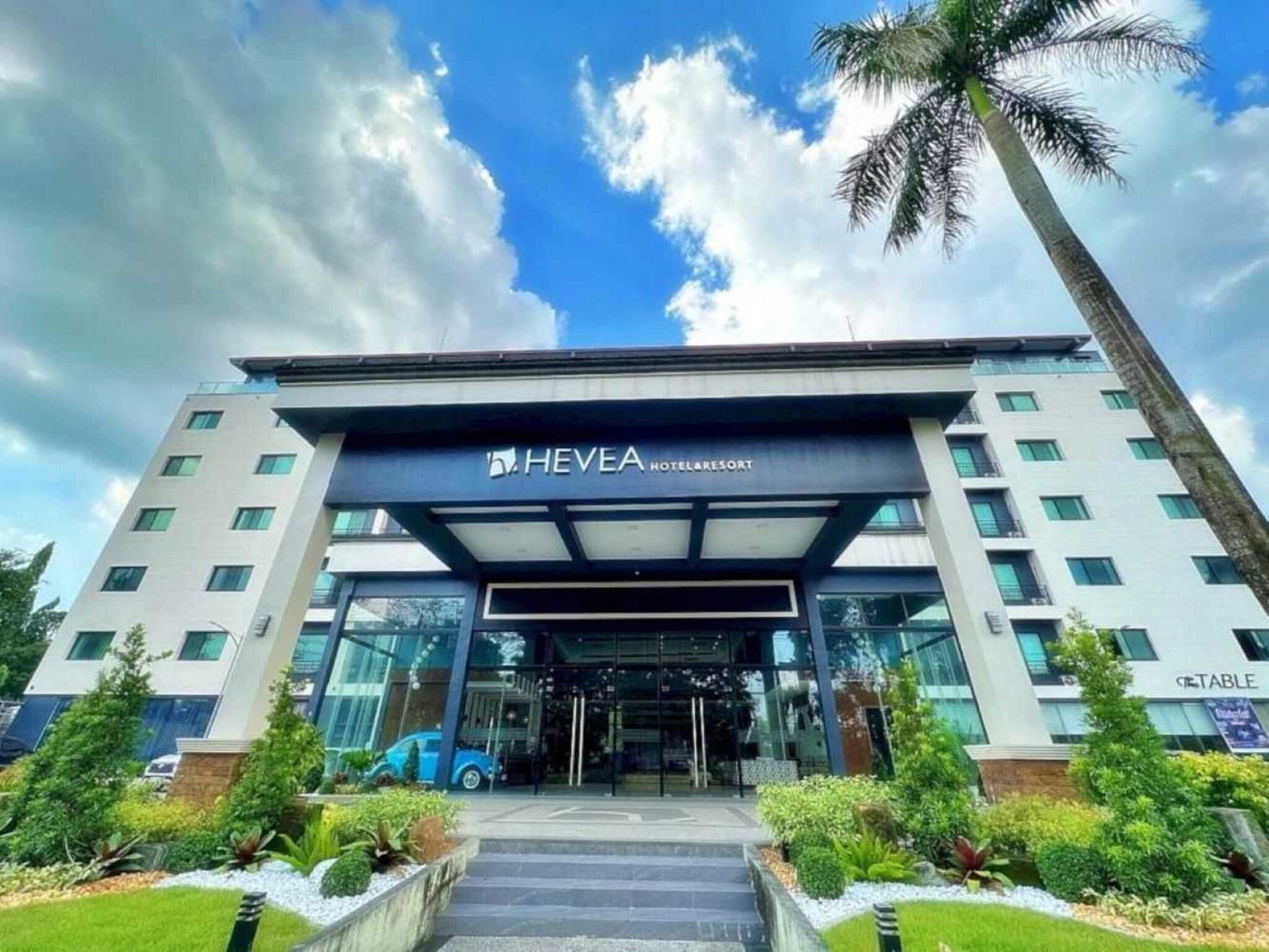 Ultimate Family Escape At Sunday Hevea Resort - Philippines