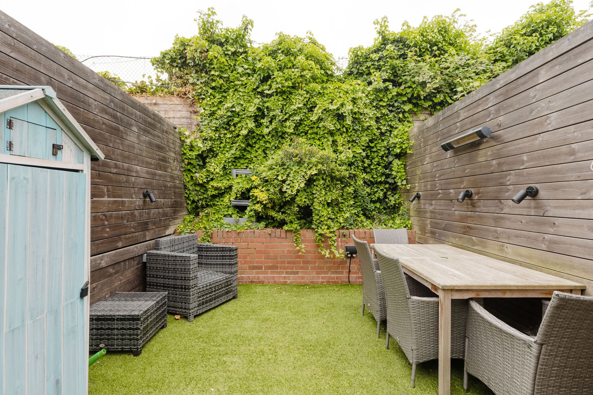 GuestReady - Charming 2bed with Patio in Putney in 23 Brandlehow Road, London SW15 2ED, UK, London, United Kingdom - Property image 21 - VivreStays