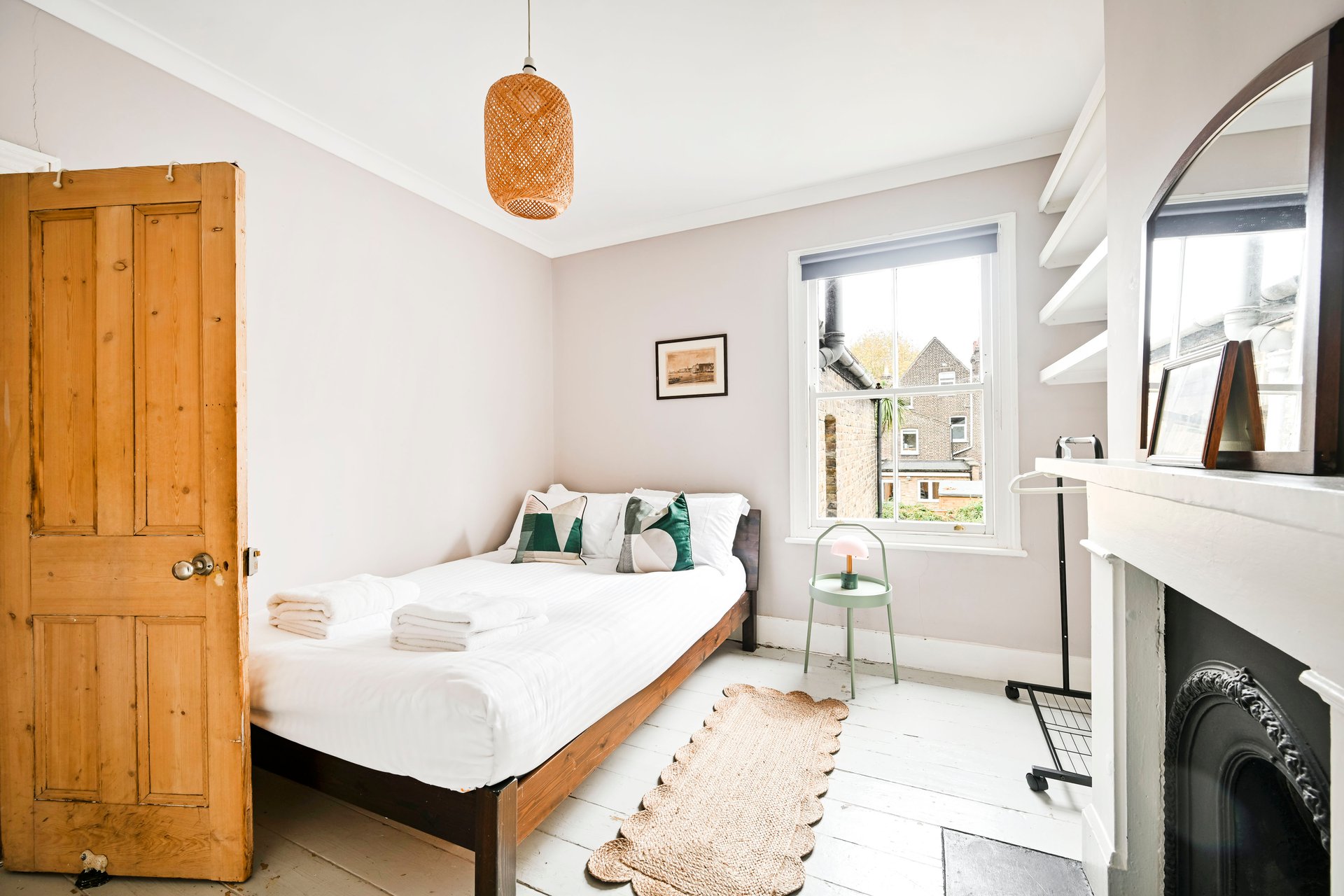 GuestReady - Spacious 4bed in Walthamstow in 44 Pretoria Avenue, London E17 7DE, UK, City of London, United Kingdom - Property image 25 - VivreStays