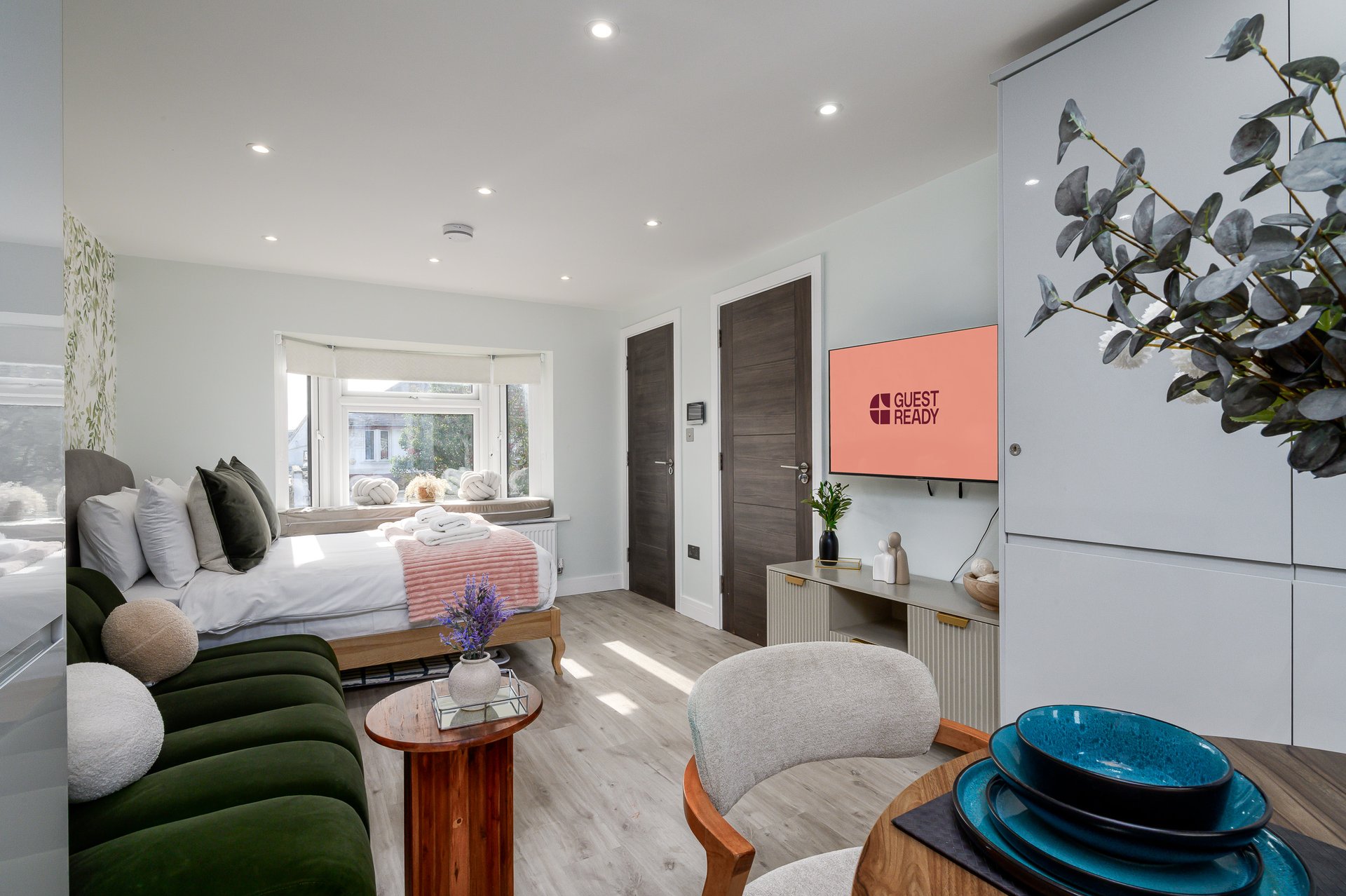 GuestReady - Stylish 1bed near Wembley Stadium in 8 Perimeade Road, Perivale, Greenford UB6 7AR, UK UB6 7AR - Property image 6 - VivreStays