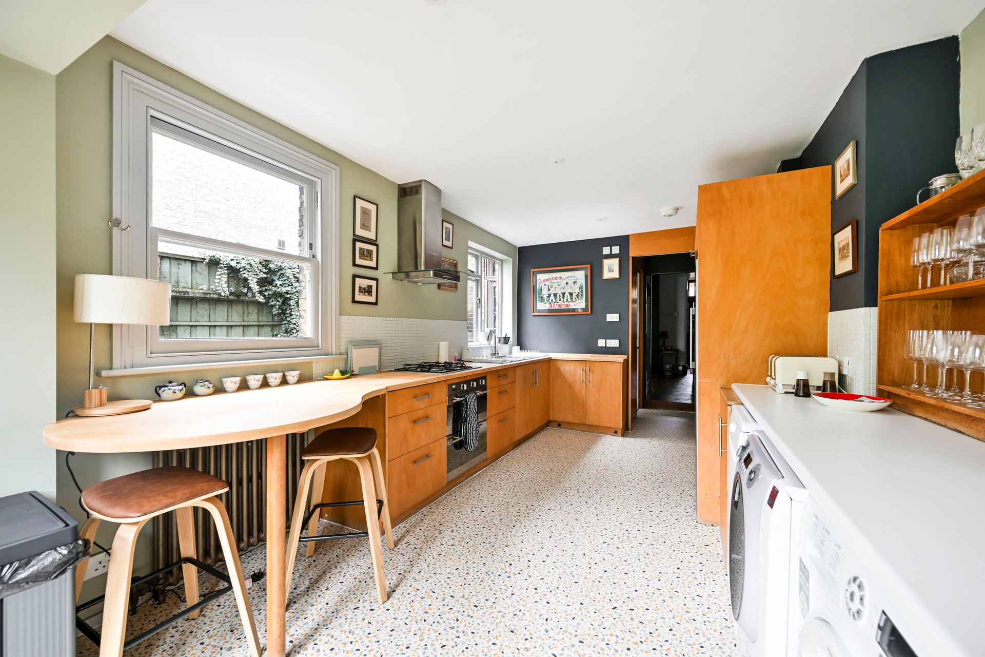 GuestReady - Spacious 4bed in Walthamstow in 44 Pretoria Avenue, London E17 7DE, UK, City of London, United Kingdom - Property image 16 - VivreStays