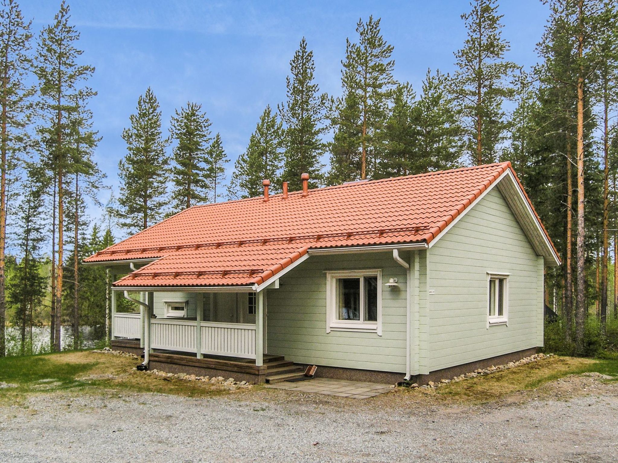 Yläneuvola Lanssi - Russia
