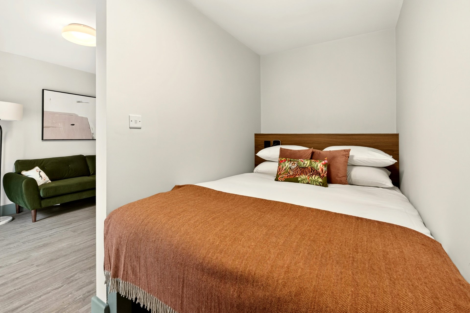 GuestReady - Stylish 1bed w Full Kitchen in Harrow in 10a Masons Avenue, Harrow HA3 5AP, UK HA3 5AP - Property image 2 - VivreStays