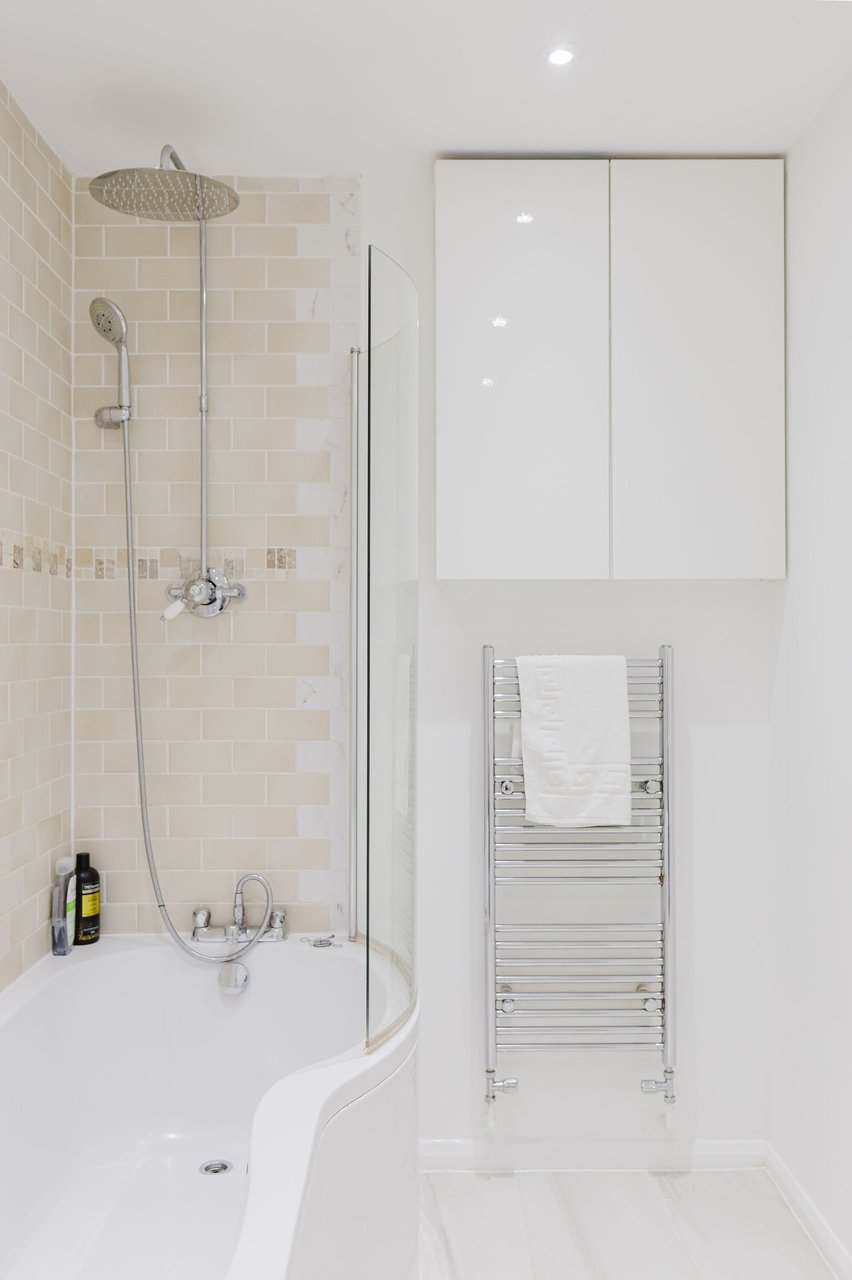 GuestReady - Modern 2bed with Garden in Southwark in 58 Henley Drive, London SE1 3AR, UK, London, United Kingdom - Property image 25 - VivreStays
