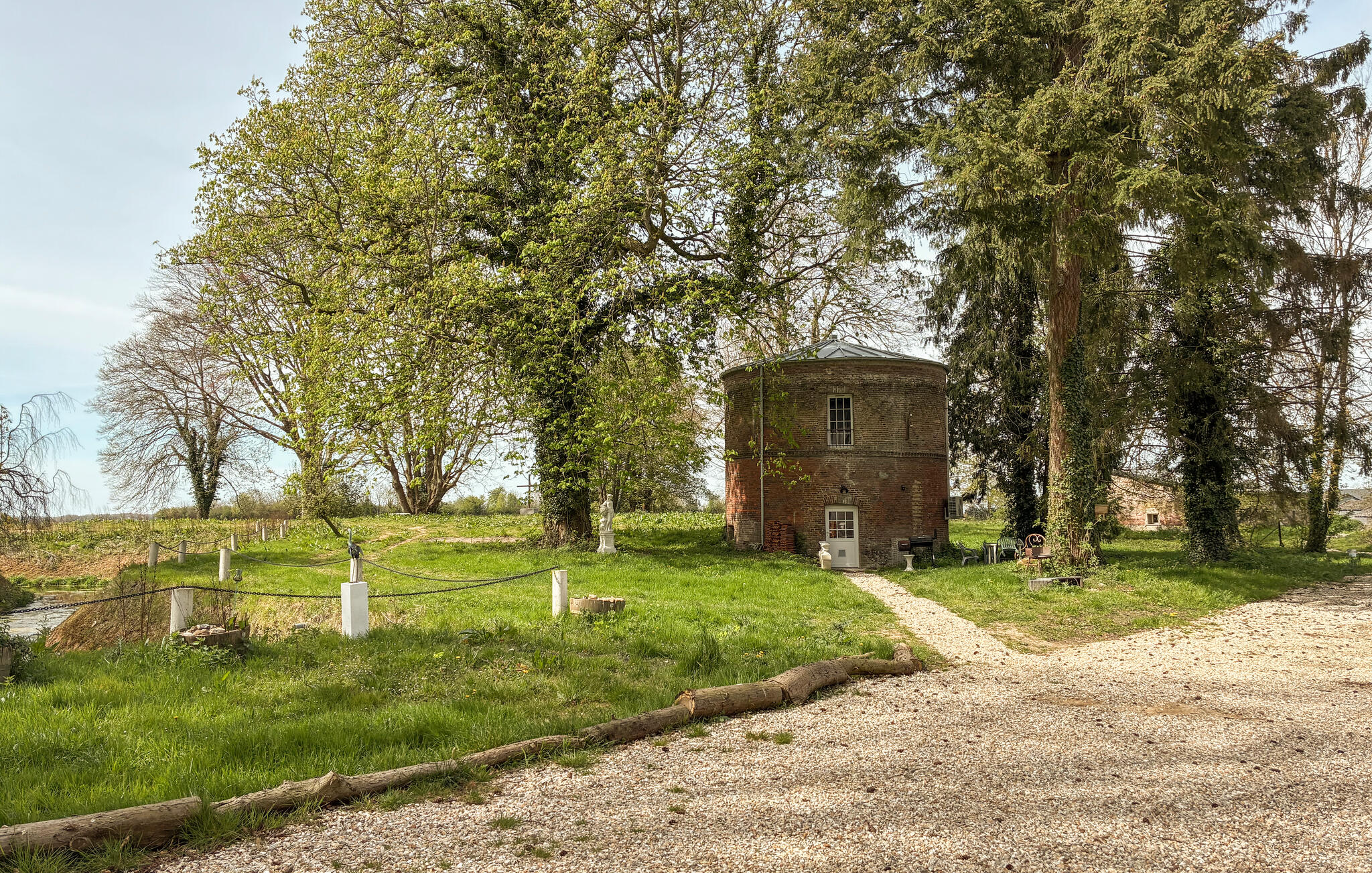 House 1 bedroom, with fireplace