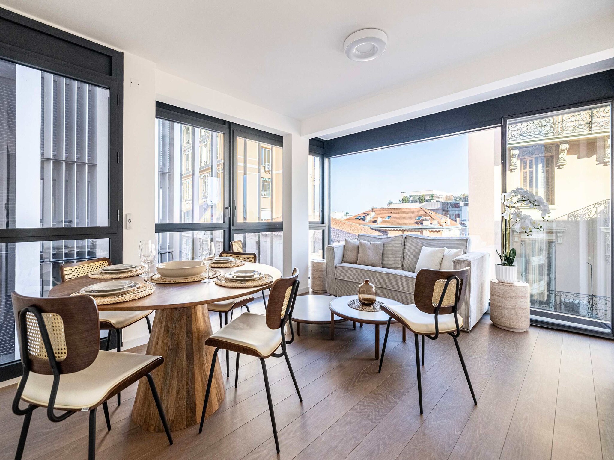 Superb Terrace Apartment In Monaco-beausoleil - Monaco