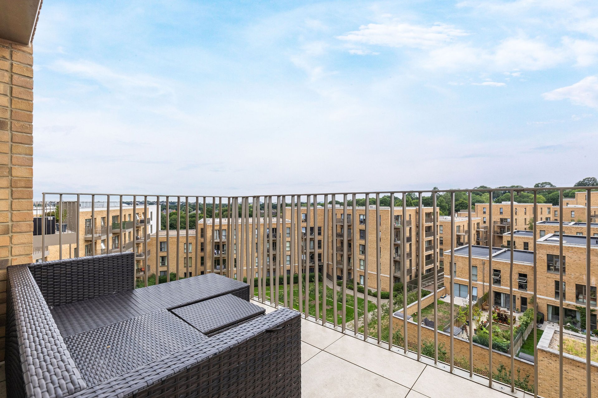 GuestReady - Millbrook Park retreat with balcony in 46 Arum Apartments, 22 Royal Engineers Way, London NW7 1SX, UK NW7 1SX - Property image 3 - VivreStays
