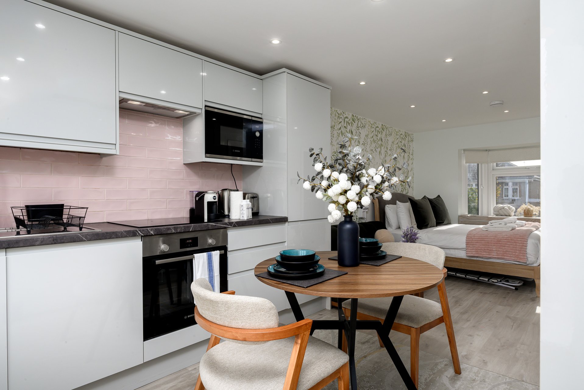 GuestReady - Stylish 1bed near Wembley Stadium in 8 Perimeade Road, Perivale, Greenford UB6 7AR, UK UB6 7AR - Property image 9 - VivreStays