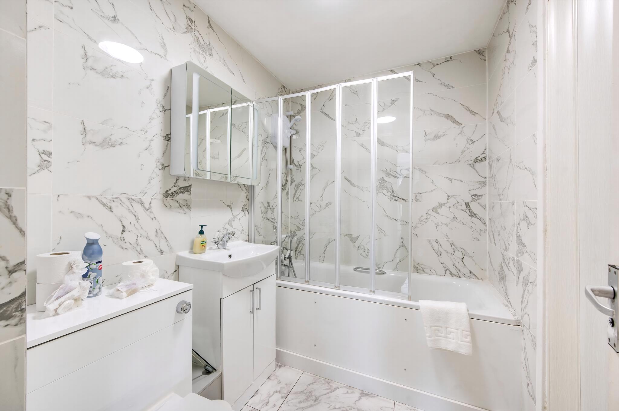 GuestReady - Urban Comfort near Wembley Stadium in 17 Harlequin Court, Mitchellbrook Way, London NW10 8PA, UK, London, United Kingdom - Property image 7 - VivreStays