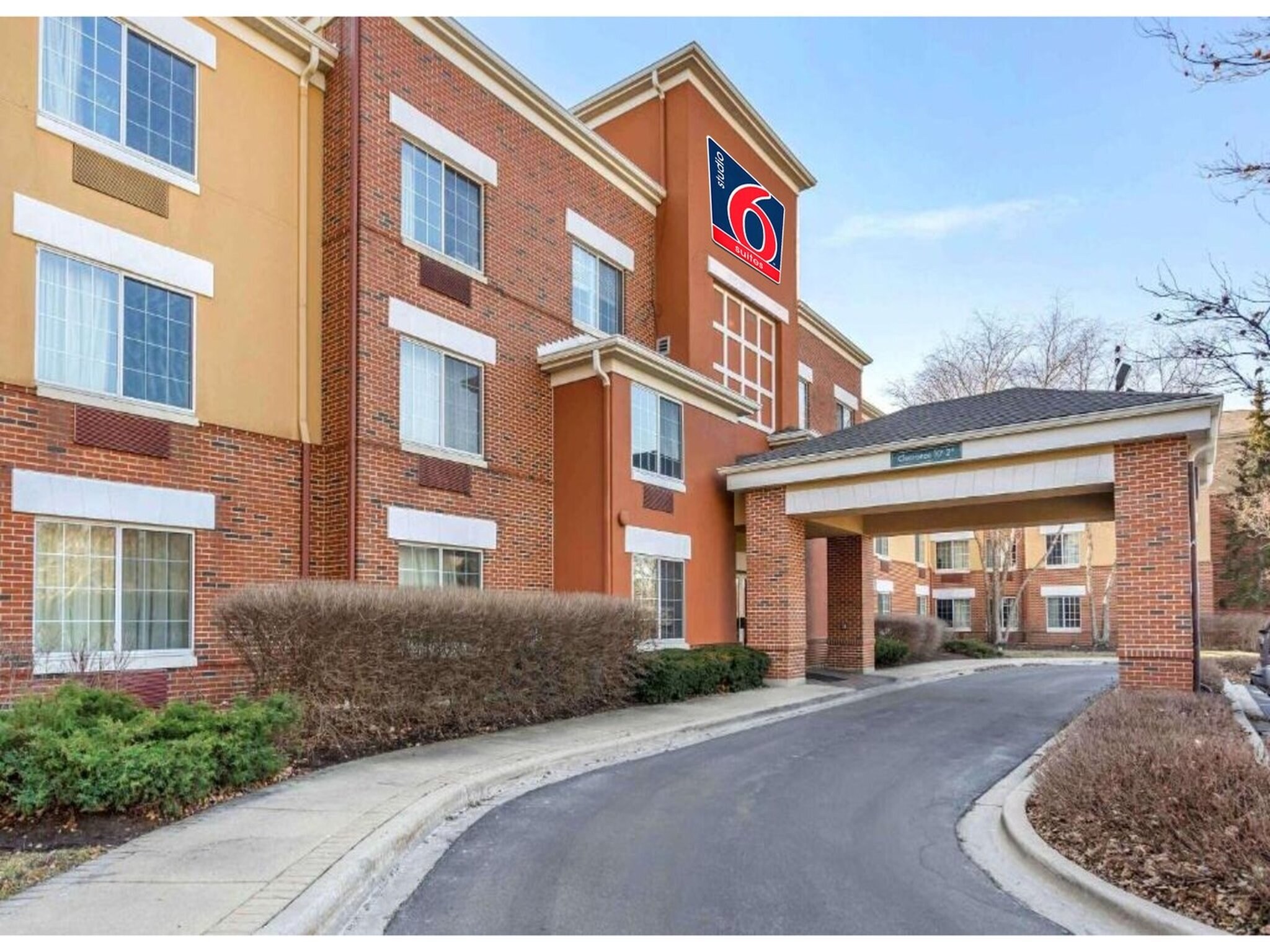 Spacious 2 Queen Beds,nsmk|kitchen|studio 6 Vernon Hills - Lake County, IL