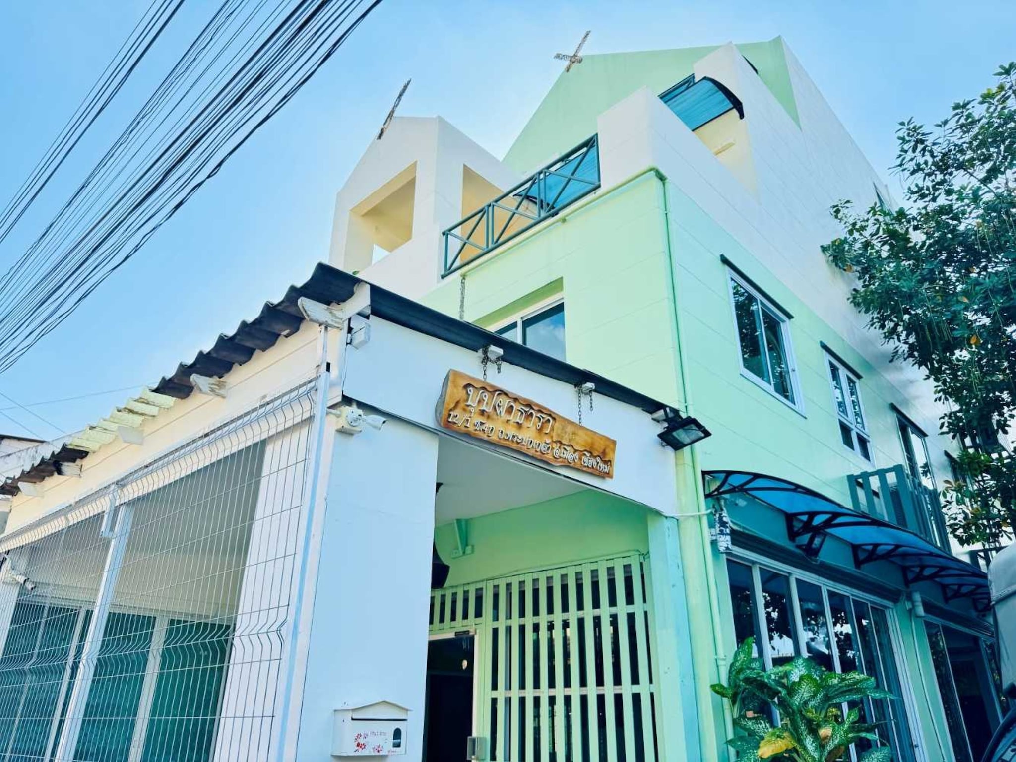 Superior Double Stay | Sleek & Cozy - Thailand