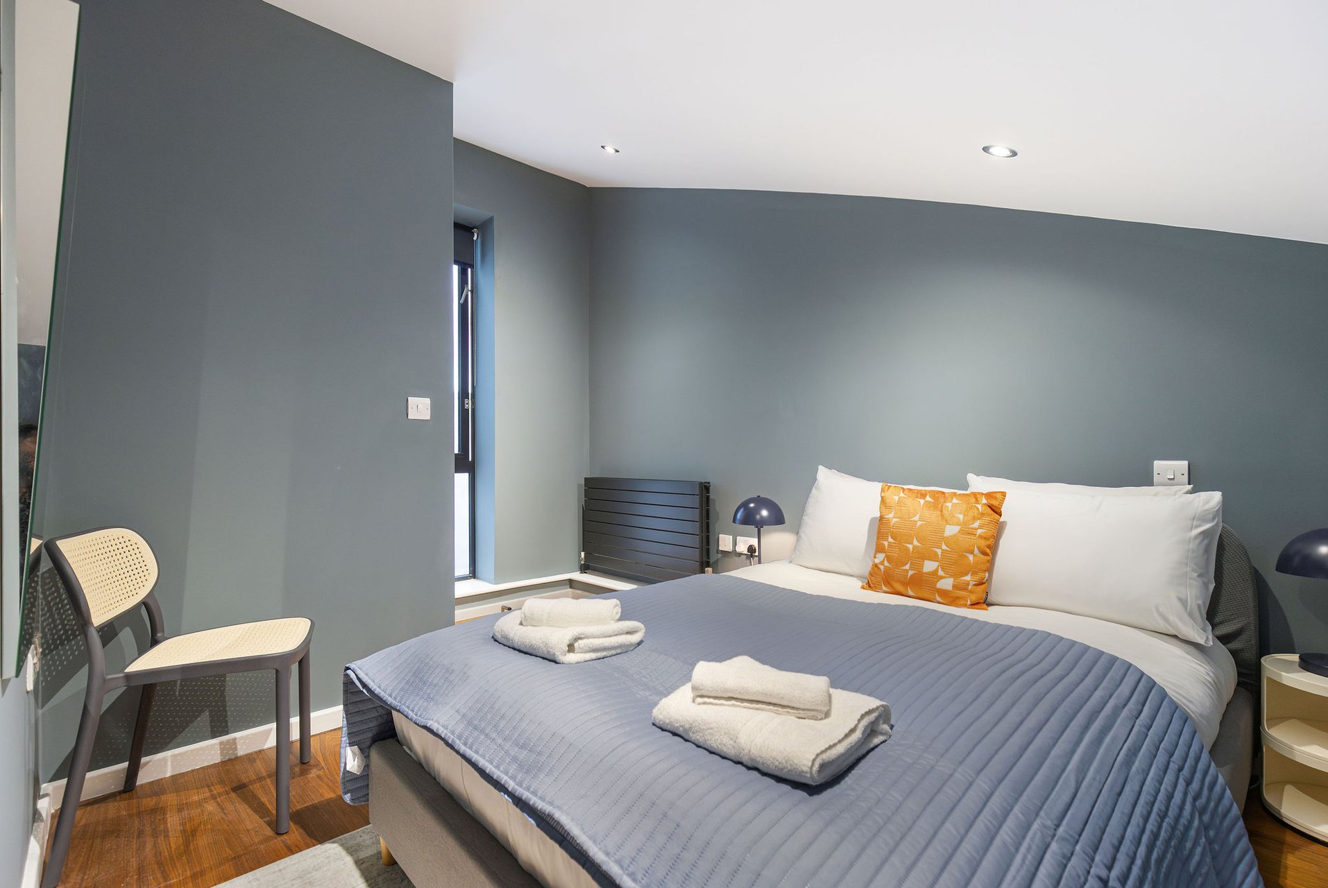 Stylish Hoxton Duplex   Perfect for Couples   Small Groups in flat 14, 22 Westland Place, London N1 7JR, UK, London, United Kingdom - Property image 3 - VivreStays