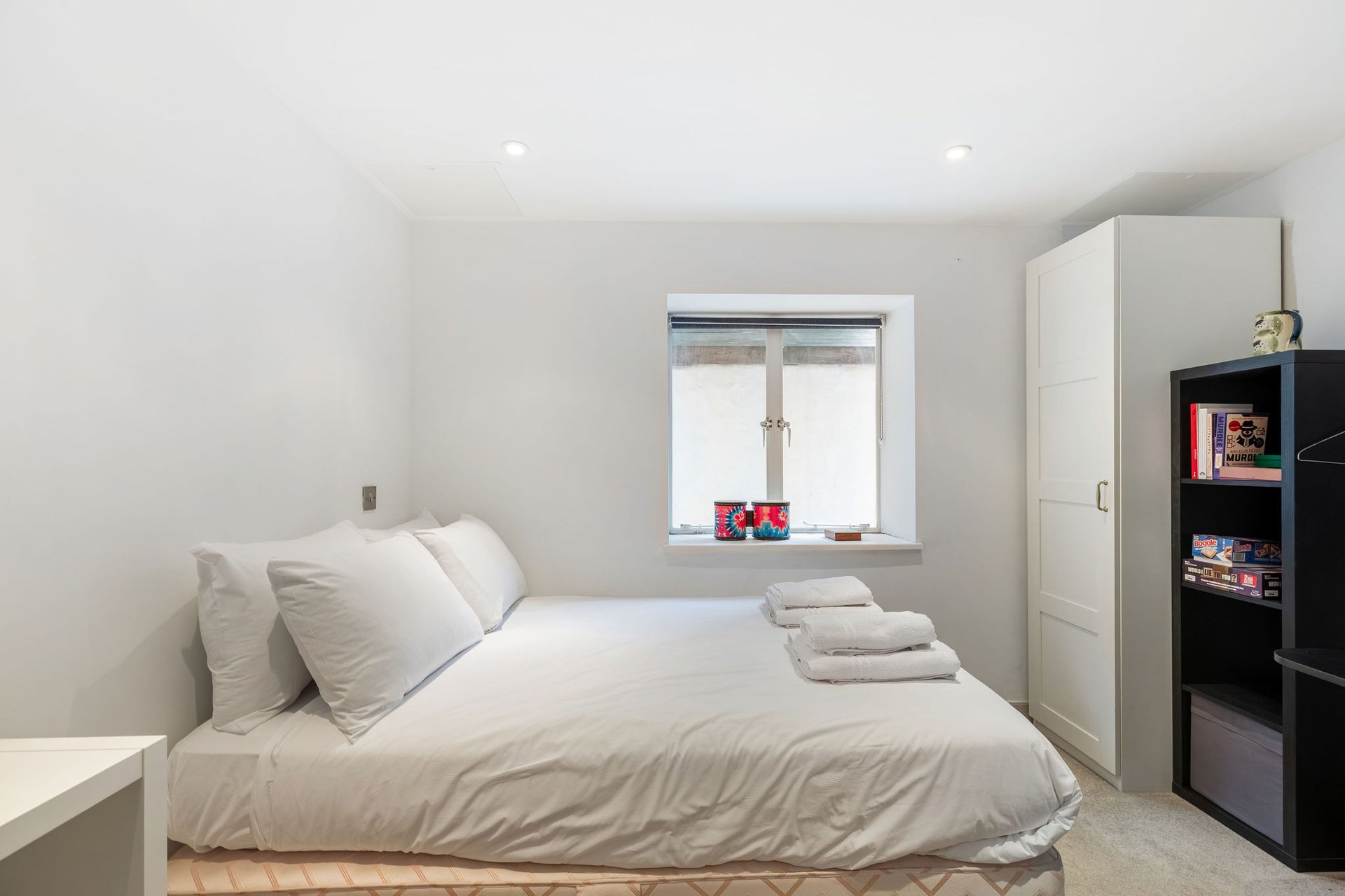 GuestReady - Charming 2bed with Patio in Putney in 23 Brandlehow Road, London SW15 2ED, UK, London, United Kingdom - Property image 7 - VivreStays
