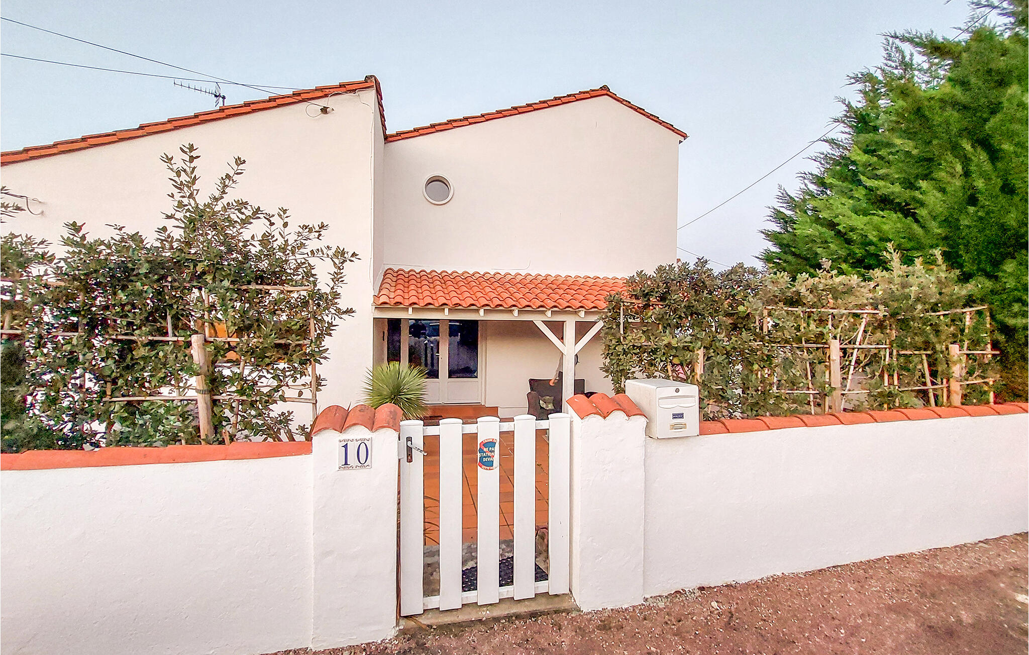 House 5 bedrooms, with garden