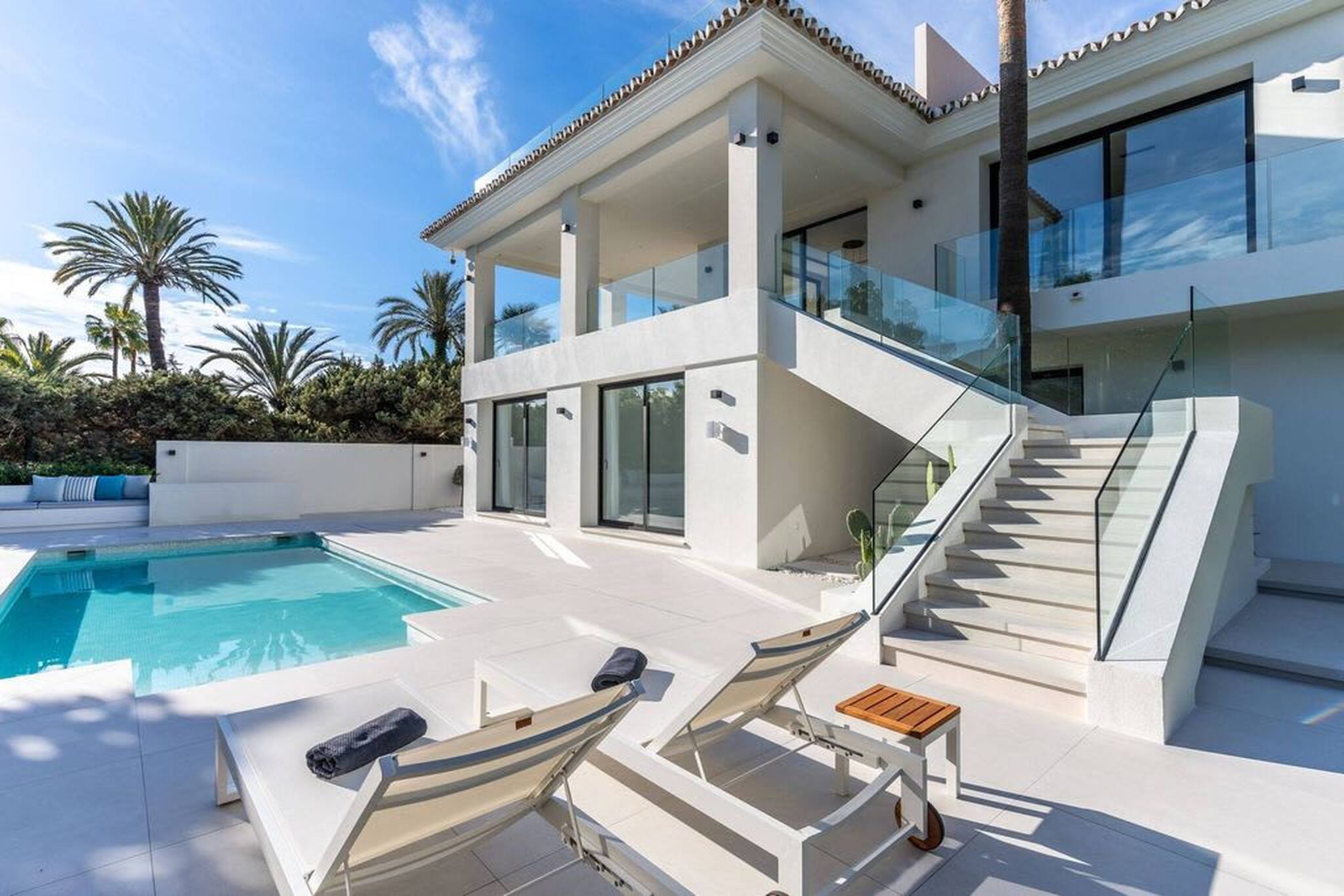 Villa 4 slaapkamers, met zwembad