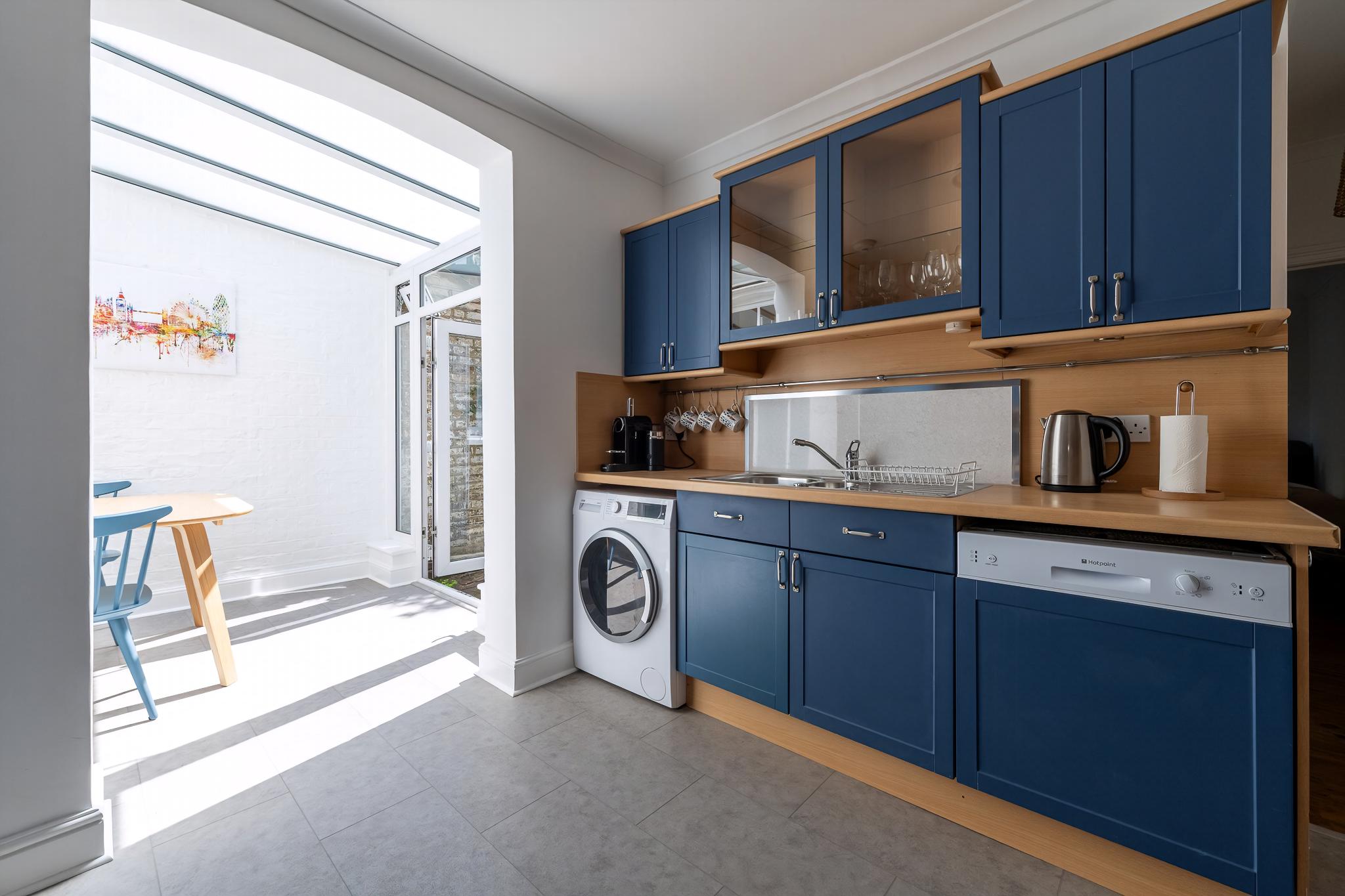 GuestReady - 2bed Battersea flat with Patio in 59 Broughton Street, London SW8 3QX, UK, London, United Kingdom - Property image 17 - VivreStays