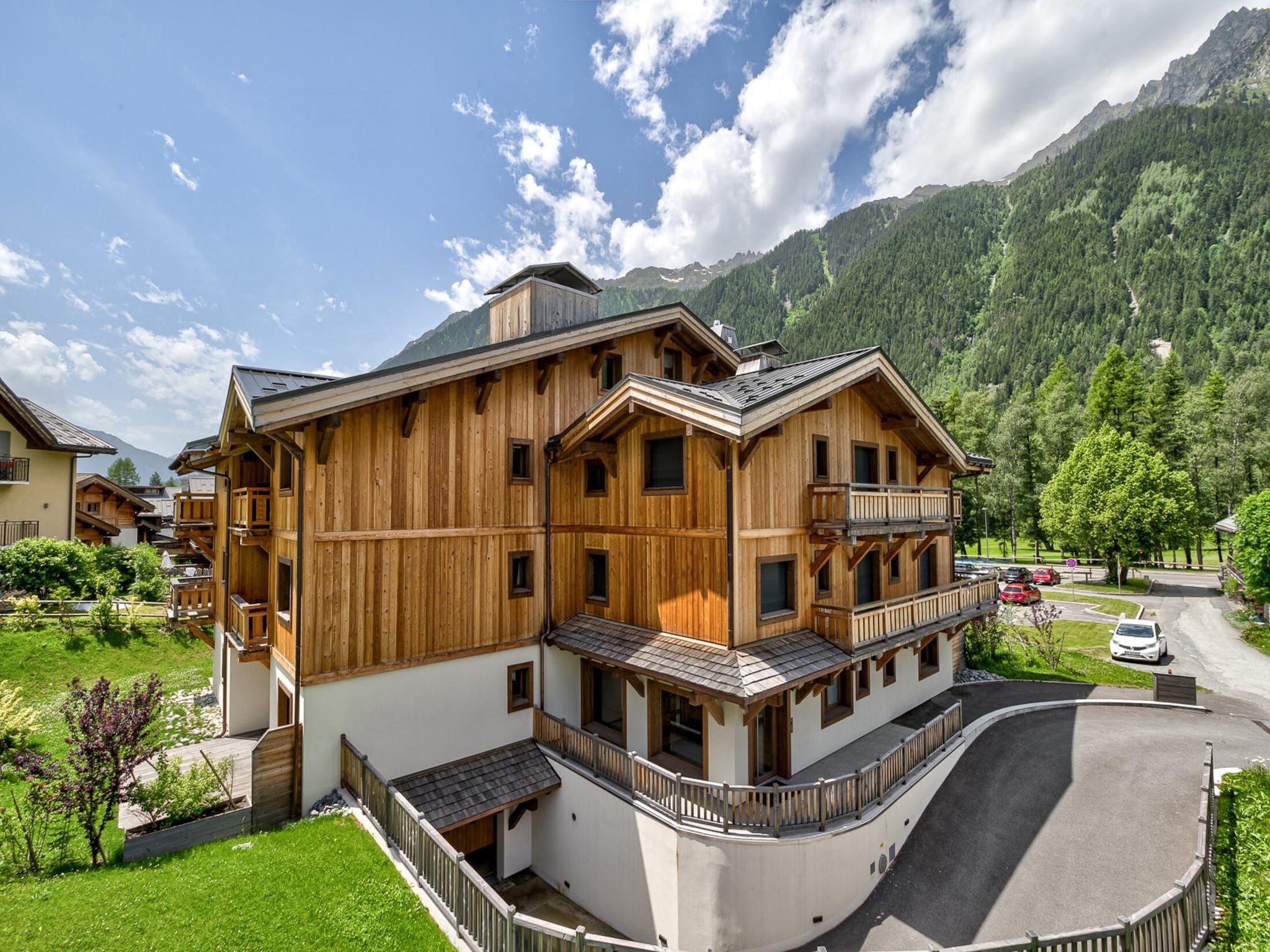 Contemporary Family Apartment, Les Praz - Chamonix-Mont-Blanc